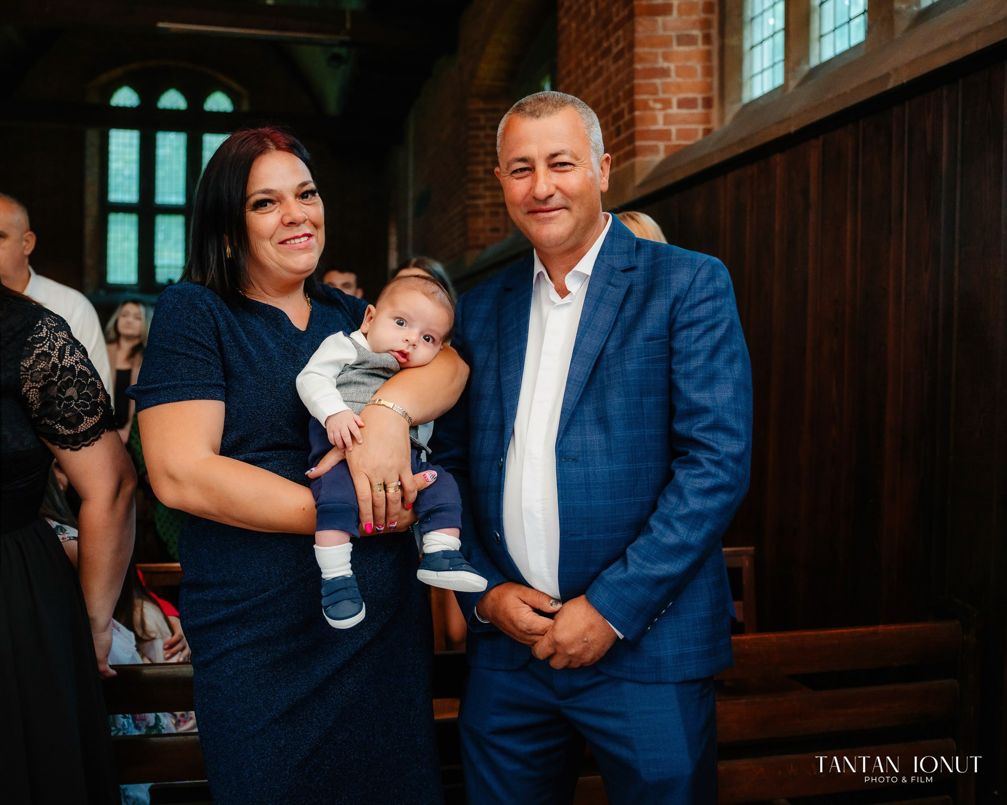 Amintiri de Neuitat la Botez - Ionut Tantan Foto & Film. TANTAN IONUT FOTO & FILM