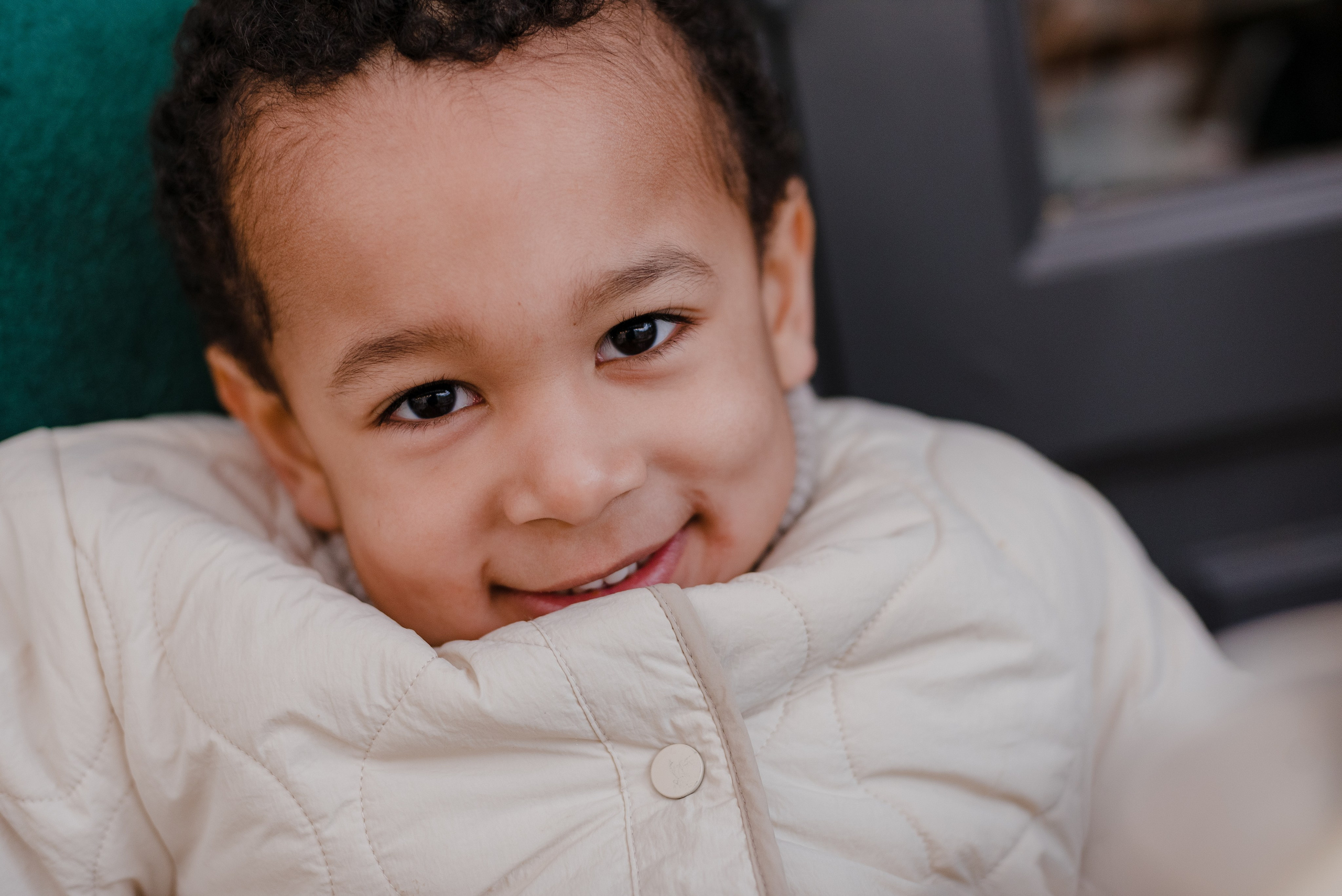 Mother and son session. Timeless Paris moment. Ksenia Marchand/ Lifestyle photographer in Paris