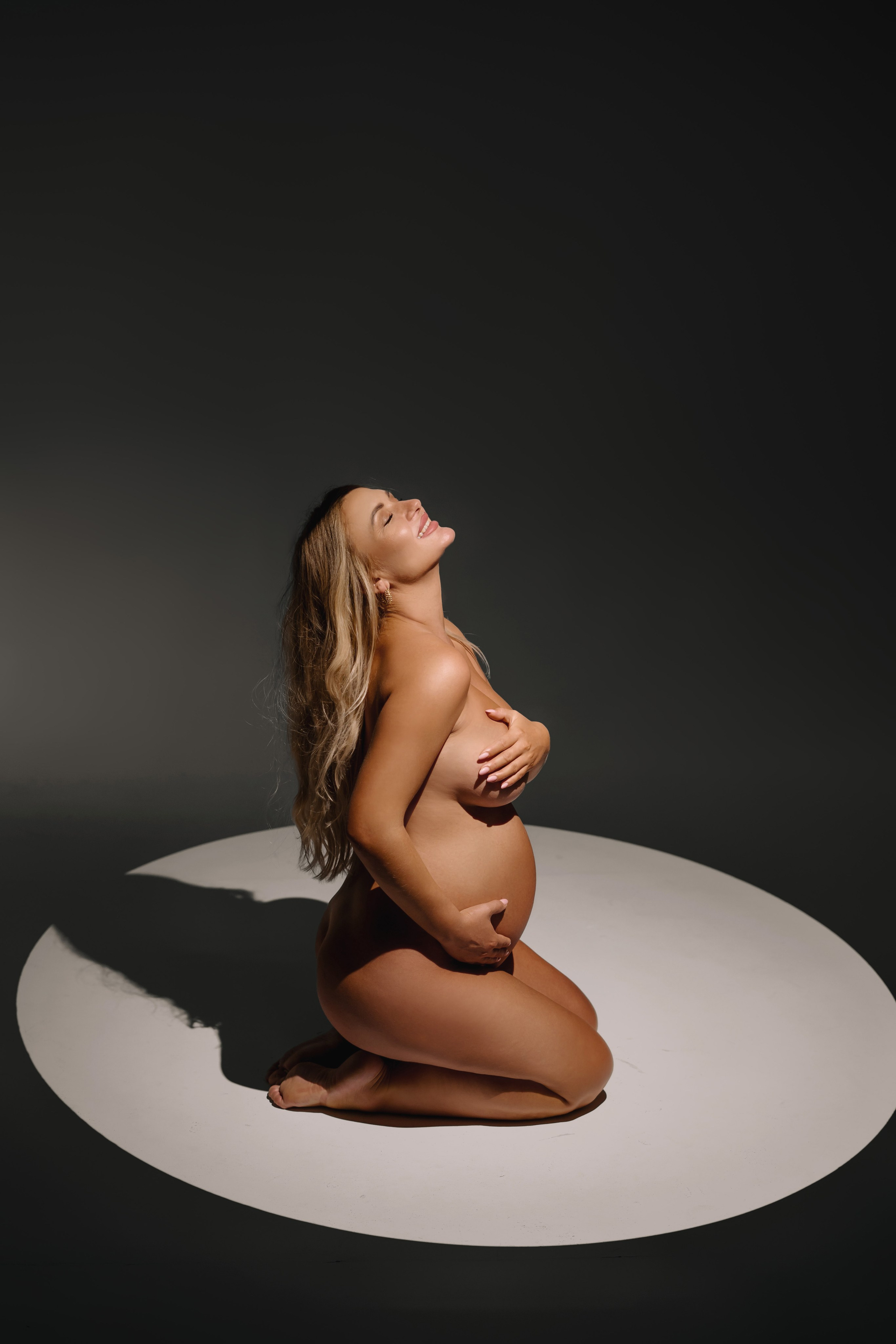 Maternitate. Diana Muntean Photography