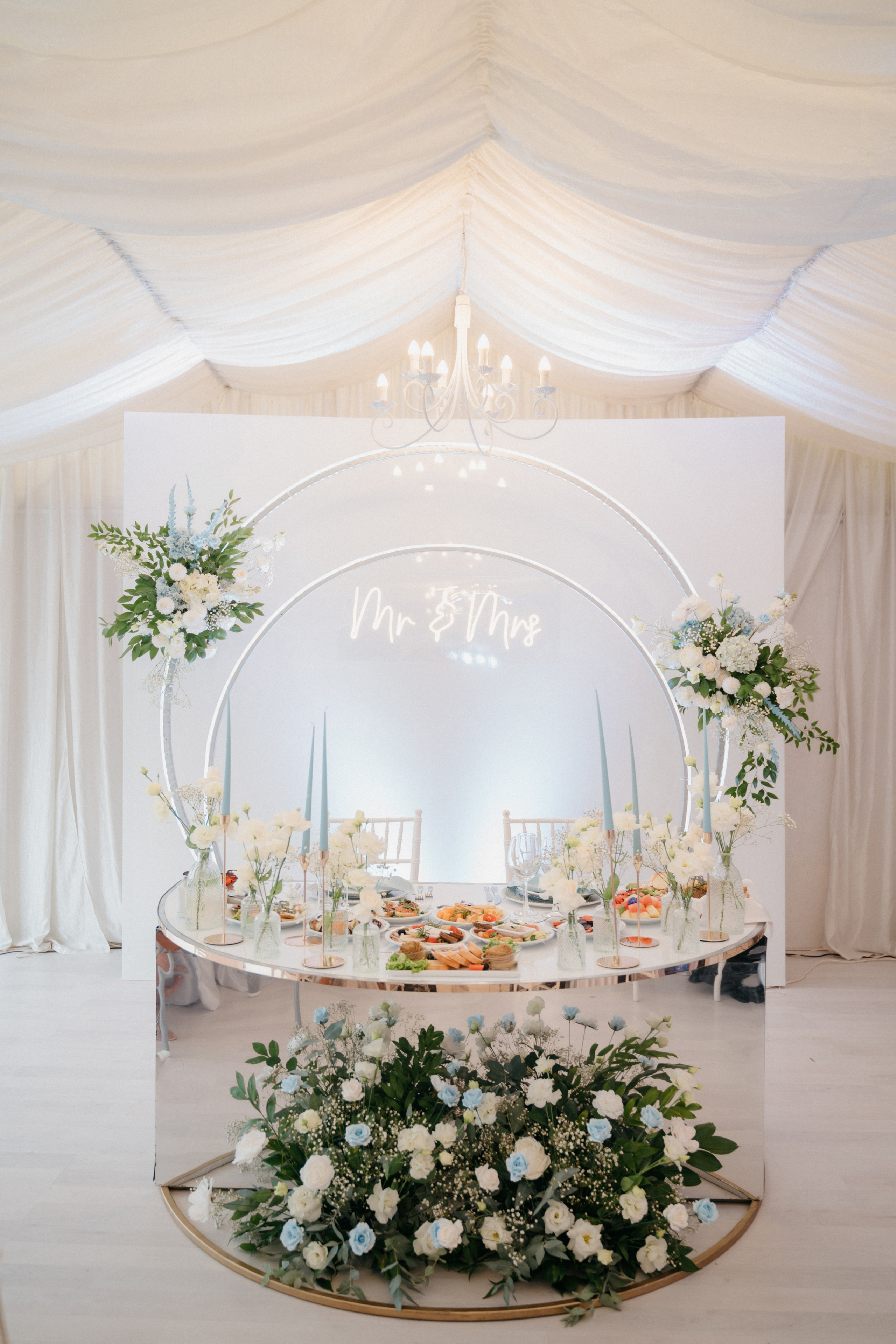 V&N. Wedding photograper — Alex Popov photography Germany, Switzerland, Italy, France. Based in Stuttgart