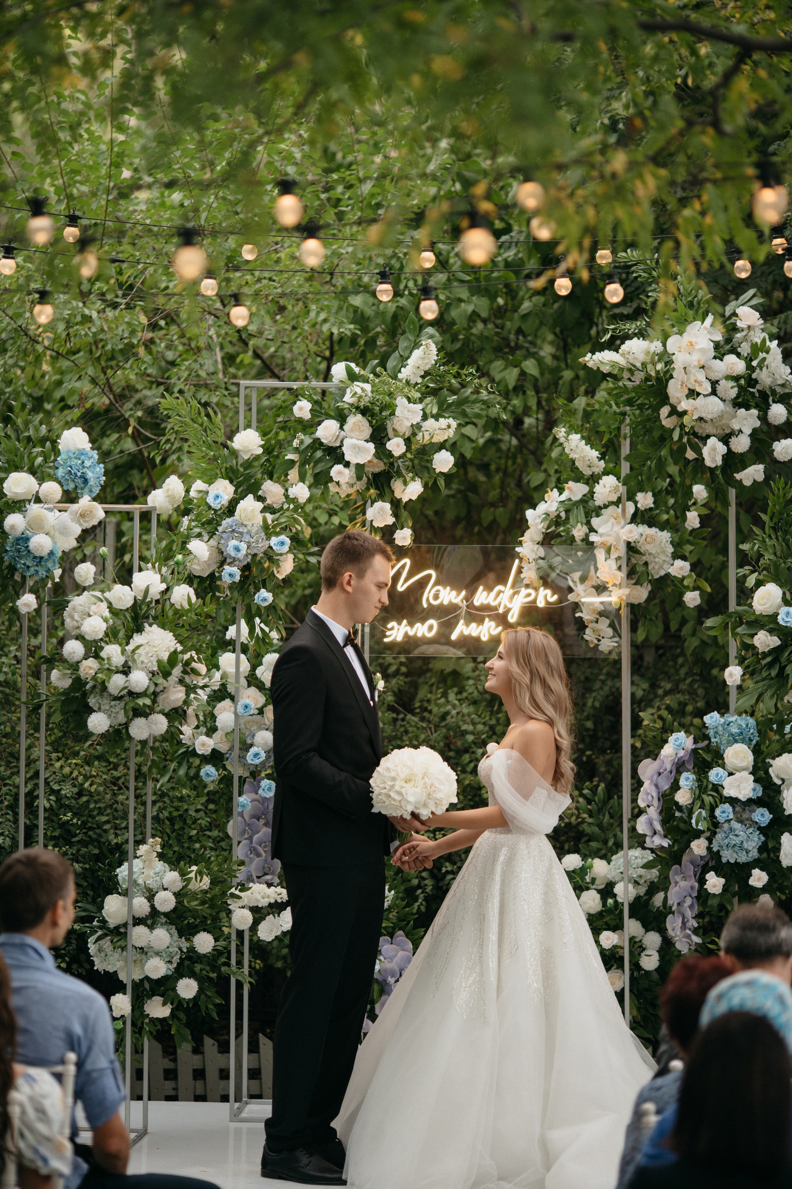 V&N. Wedding photograper — Alex Popov photography Germany, Switzerland, Italy, France. Based in Stuttgart