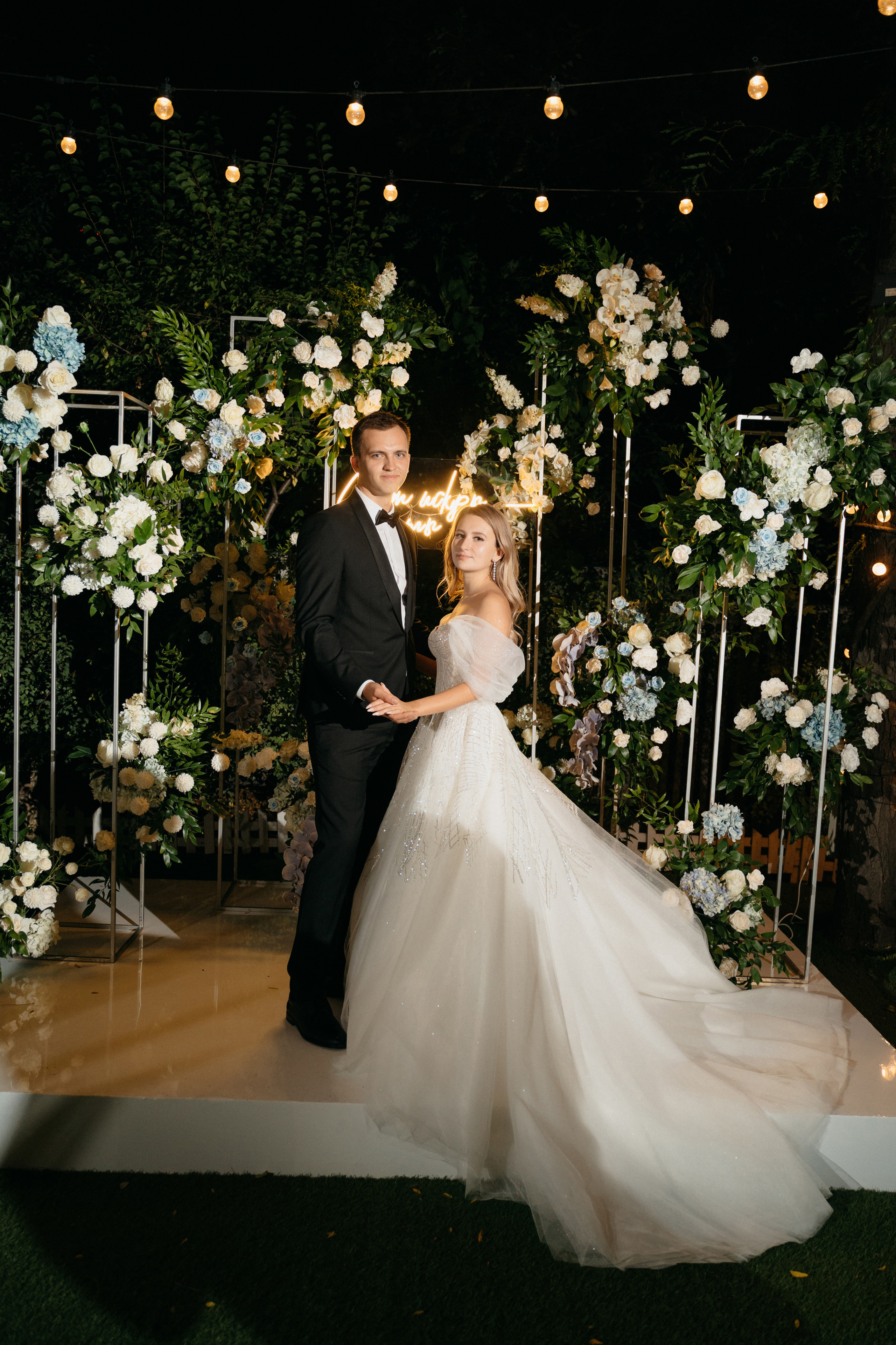 V&N. Wedding photograper — Alex Popov photography Germany, Switzerland, Italy, France. Based in Stuttgart