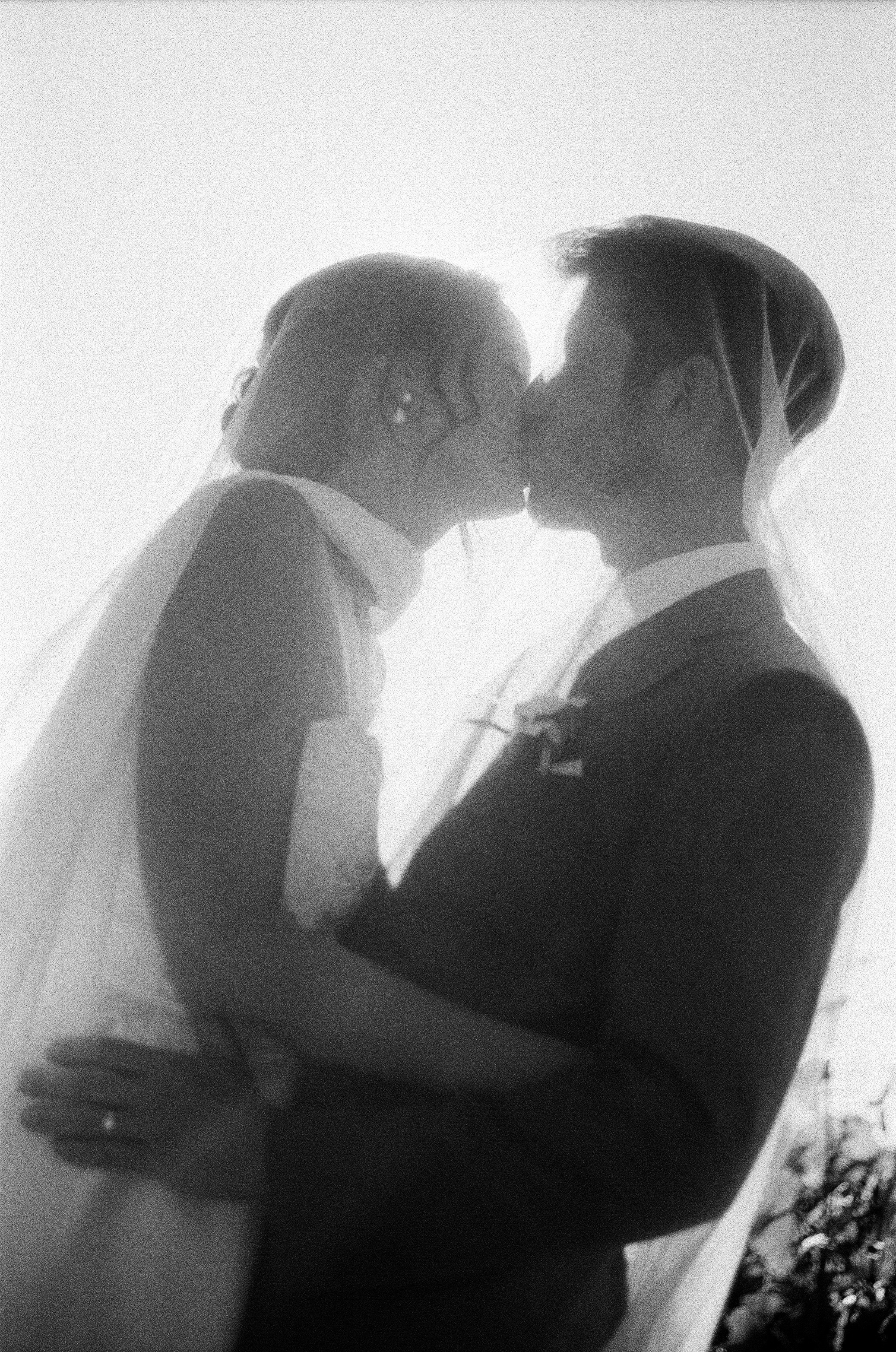 Stephanie & Christian film photos. Wedding photographer Italy