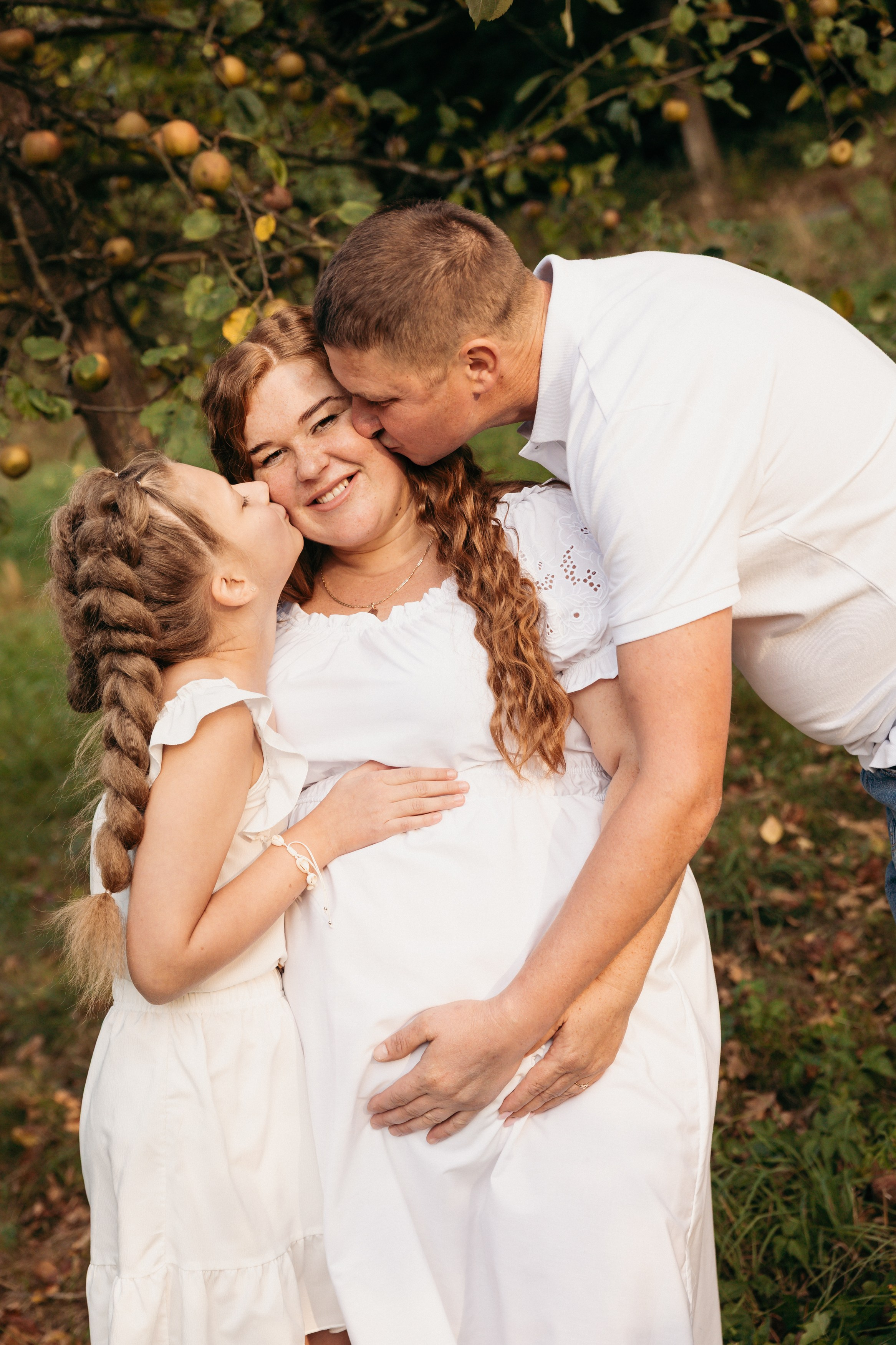 Těhotenské focení. Lifestyle a rodinná fotografka v Pisku Oxana Telupilova