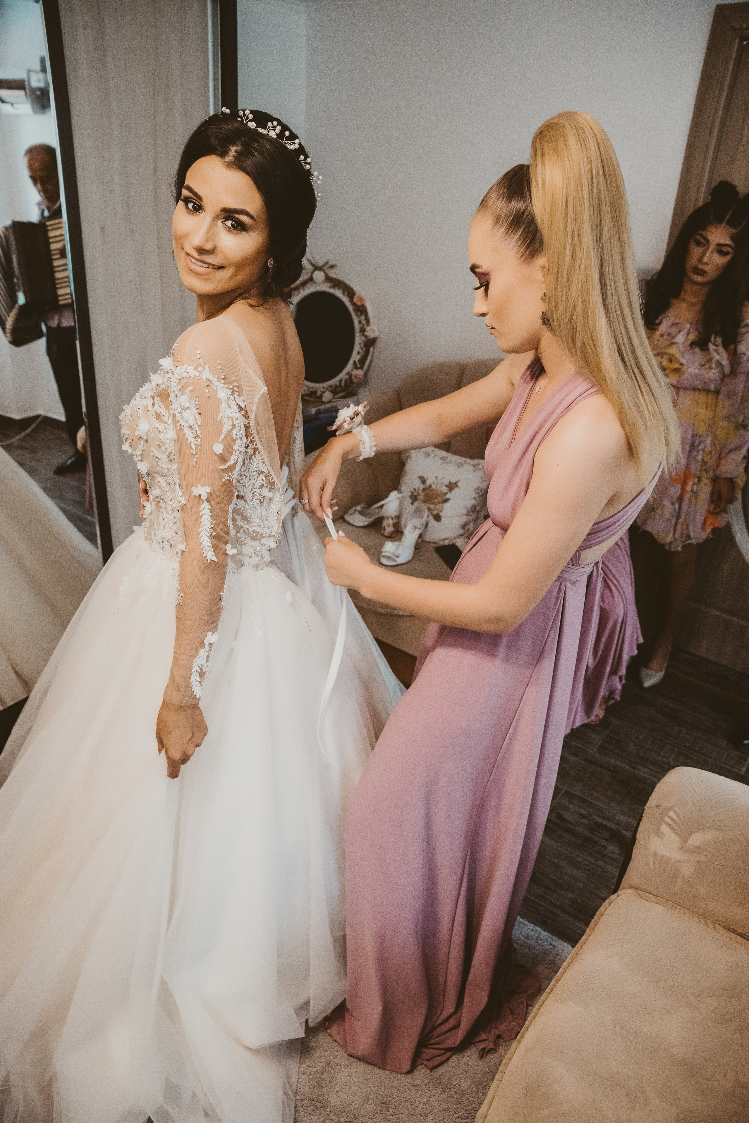 Lucian & Loredana. Fotograf de Nunta Focsani