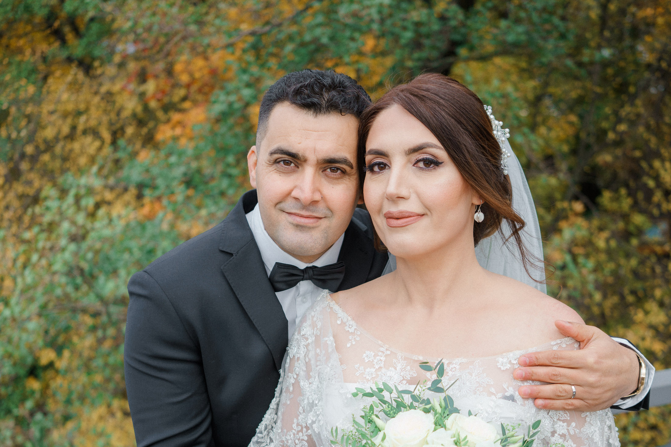 Hääpotretit vanhankaupunginkoskella