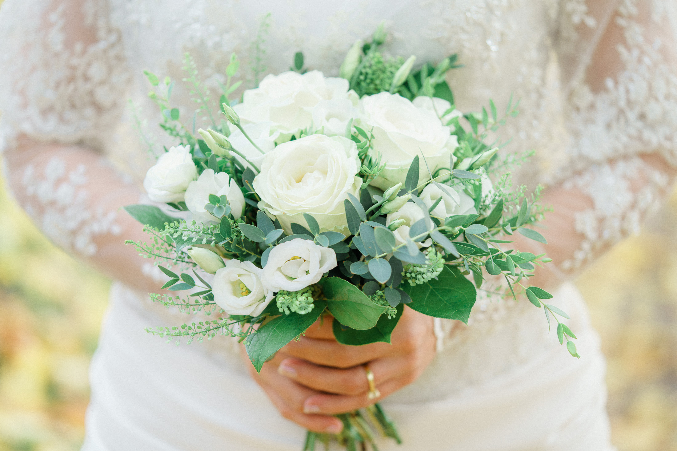 Hääpotretit vanhankaupunginkoskella