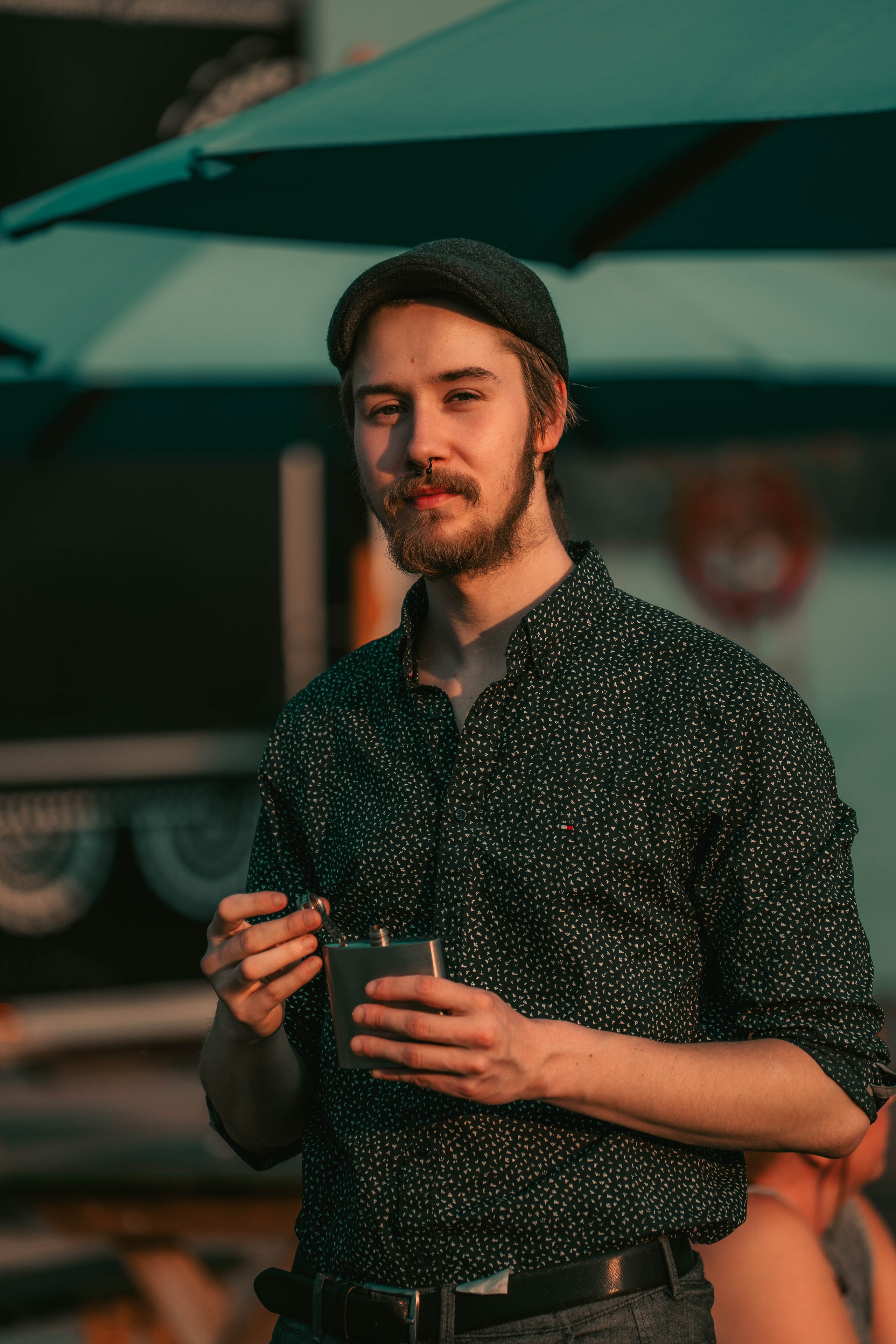 Hääkuvaus Kuopiossa Valmistujaiskuvaus  Ristiäiskuvaus Valokuvaaja. VEKE MEDIA