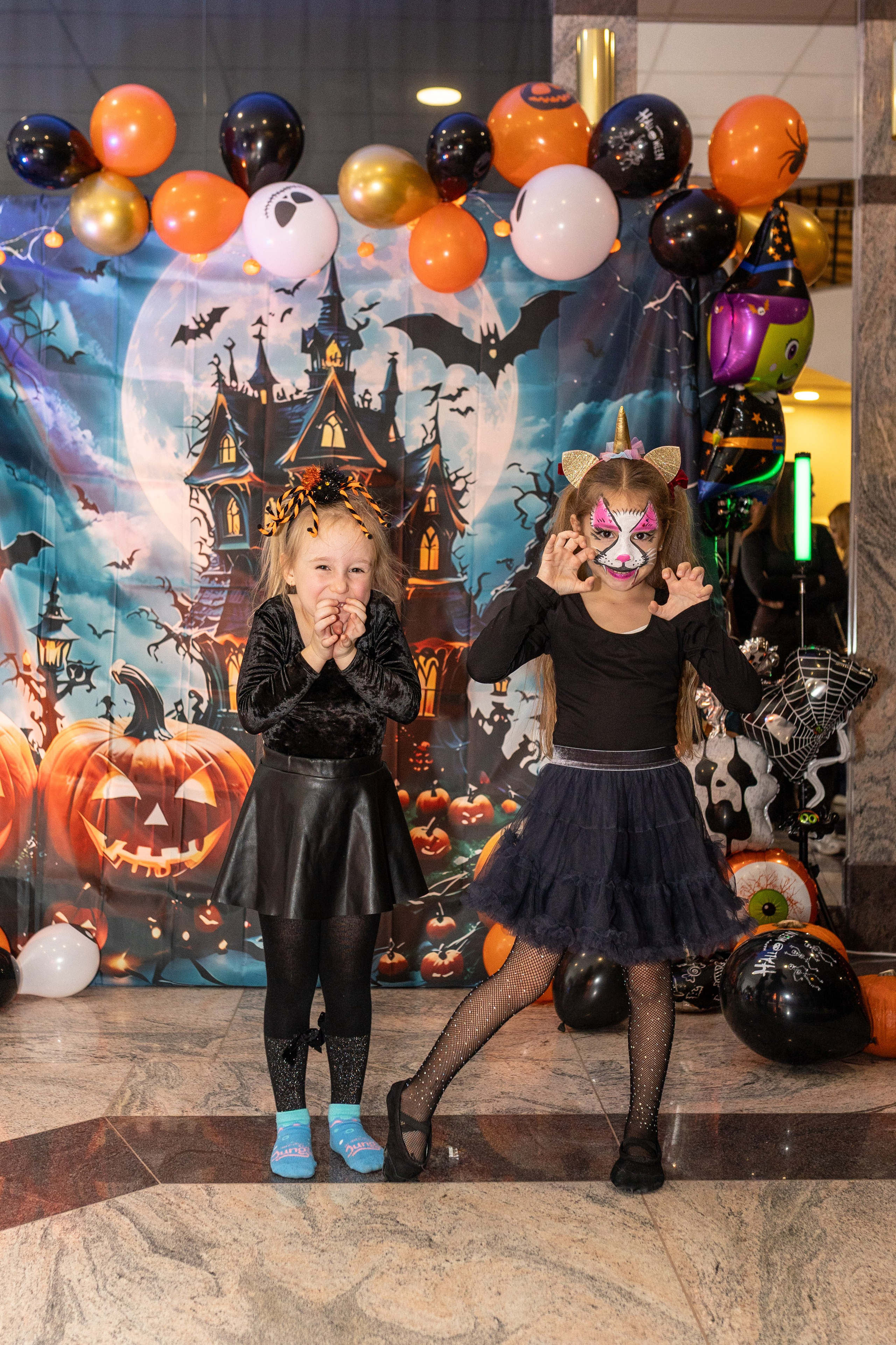 Leo dance studio Helloween 2025. Семейный и детский фотограф в Варшаве Мила Бобровская