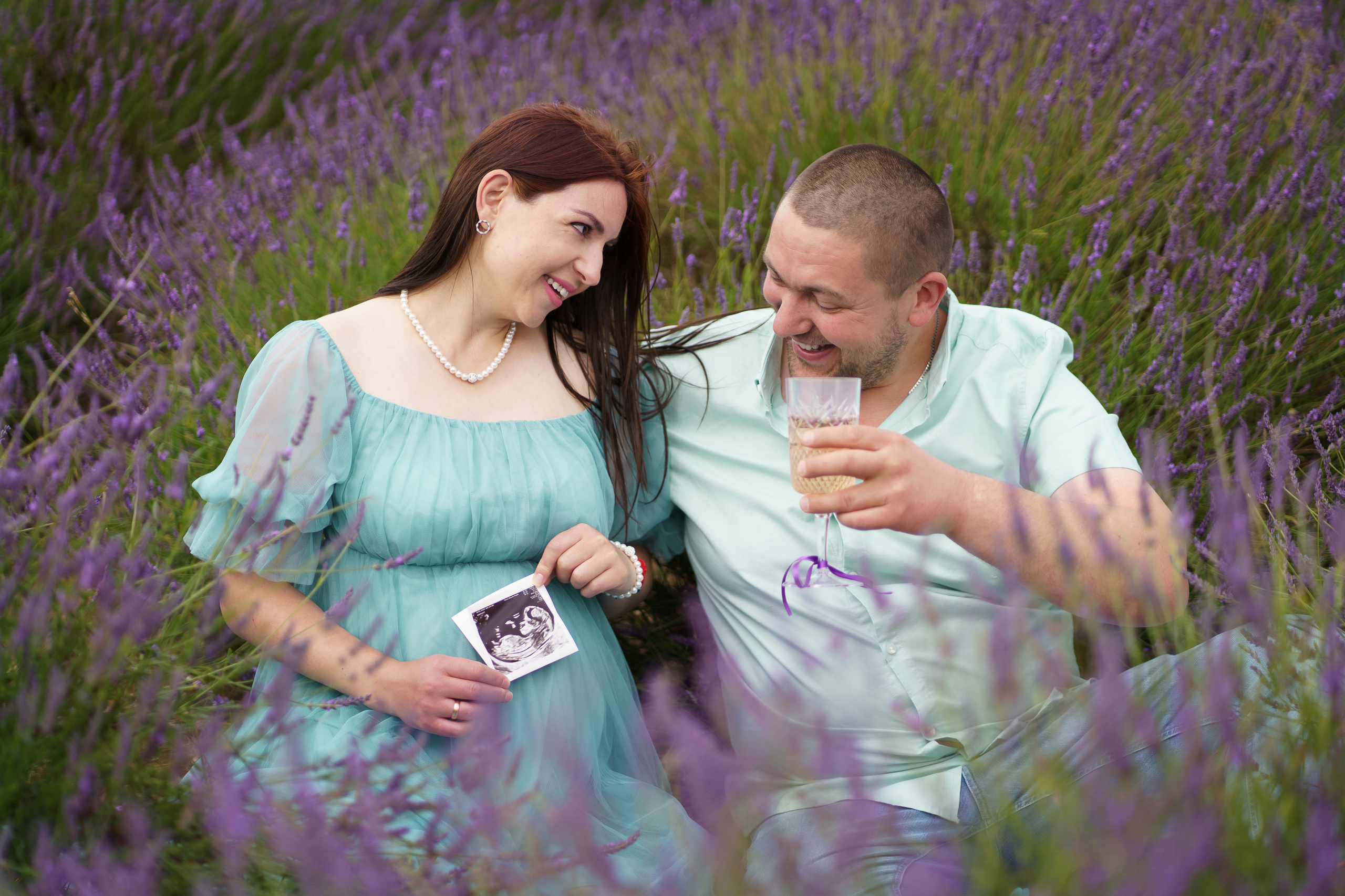 Прекрасное время в ожидании ребенка счастливой семьи. Детский и семейный фотограф в Богнор Регис Елена Уплея