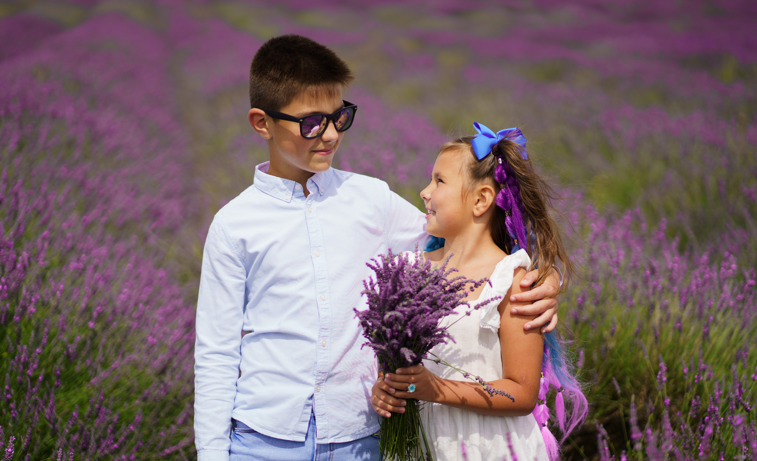 Cute kids in  the lavender field. Jelena Upleja children and family photographer in Bognor Regis
