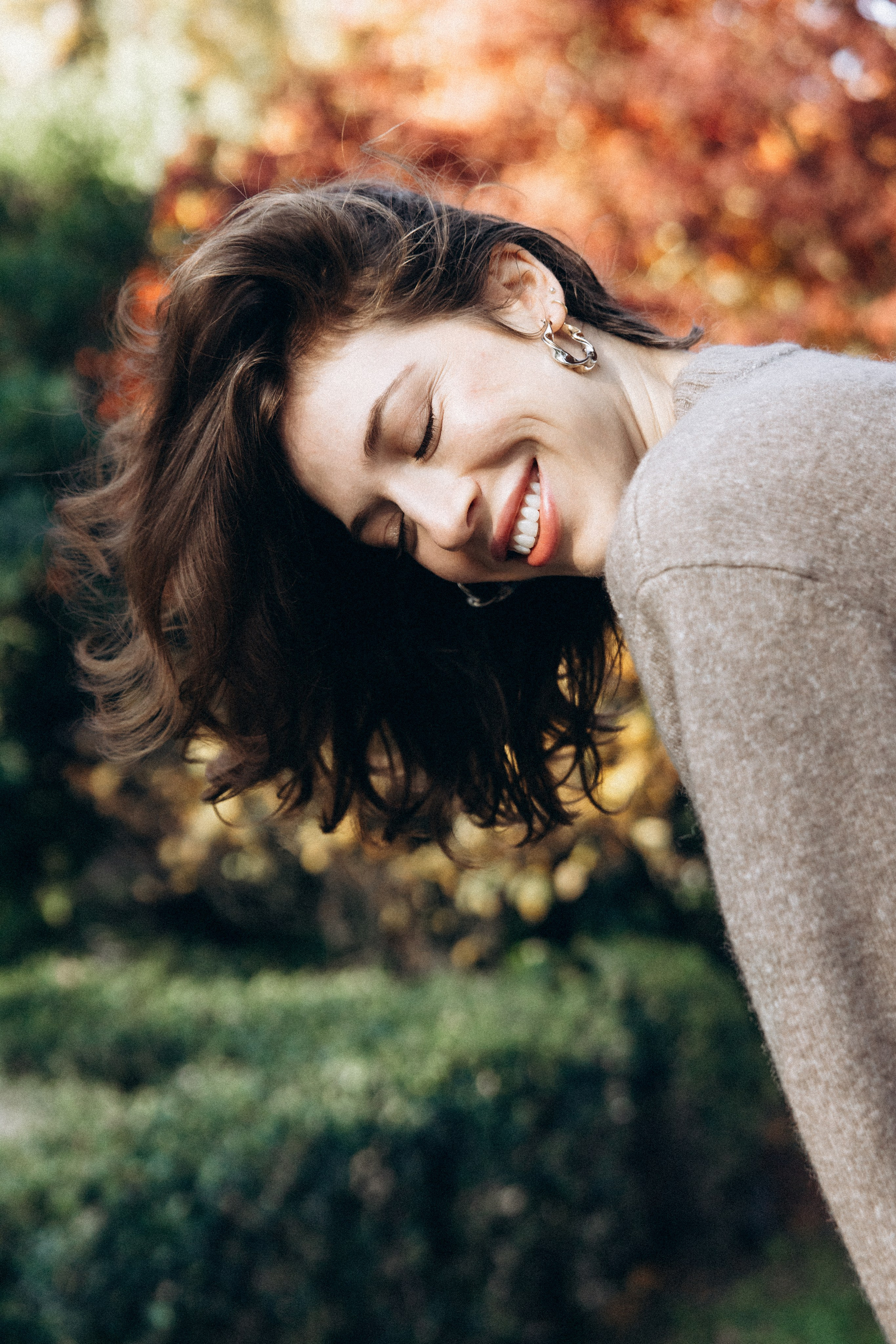 Autumn photoshoot for Elizaveta in Toulouse. Eugenie Smirnova — wedding, corporate and lifestyle photographer in Toulouse and Southwest France