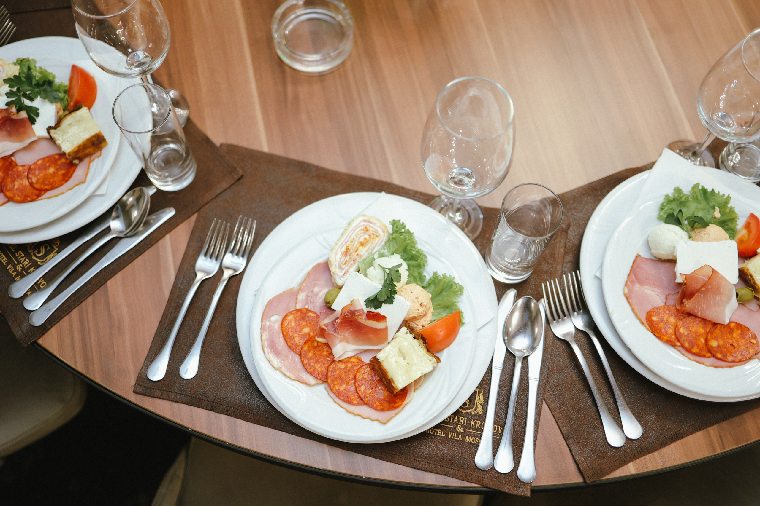 Emili. Vlada toskic wedding and event photographer