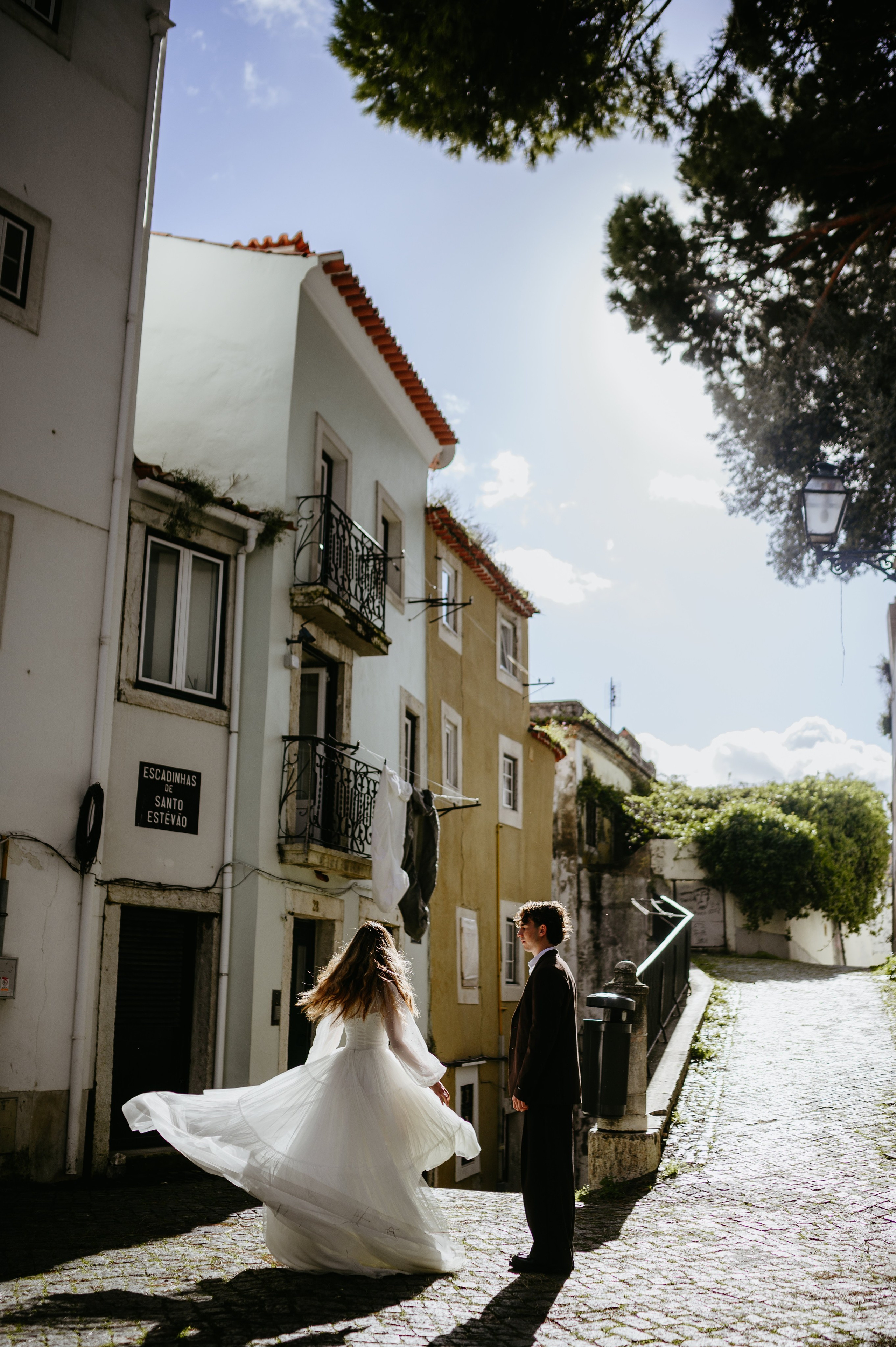 Ședință foto romantică în Lisabona – Inspirație pentru fotografiile de nuntă. Valentin Melen - fotograf de nunta 🤍