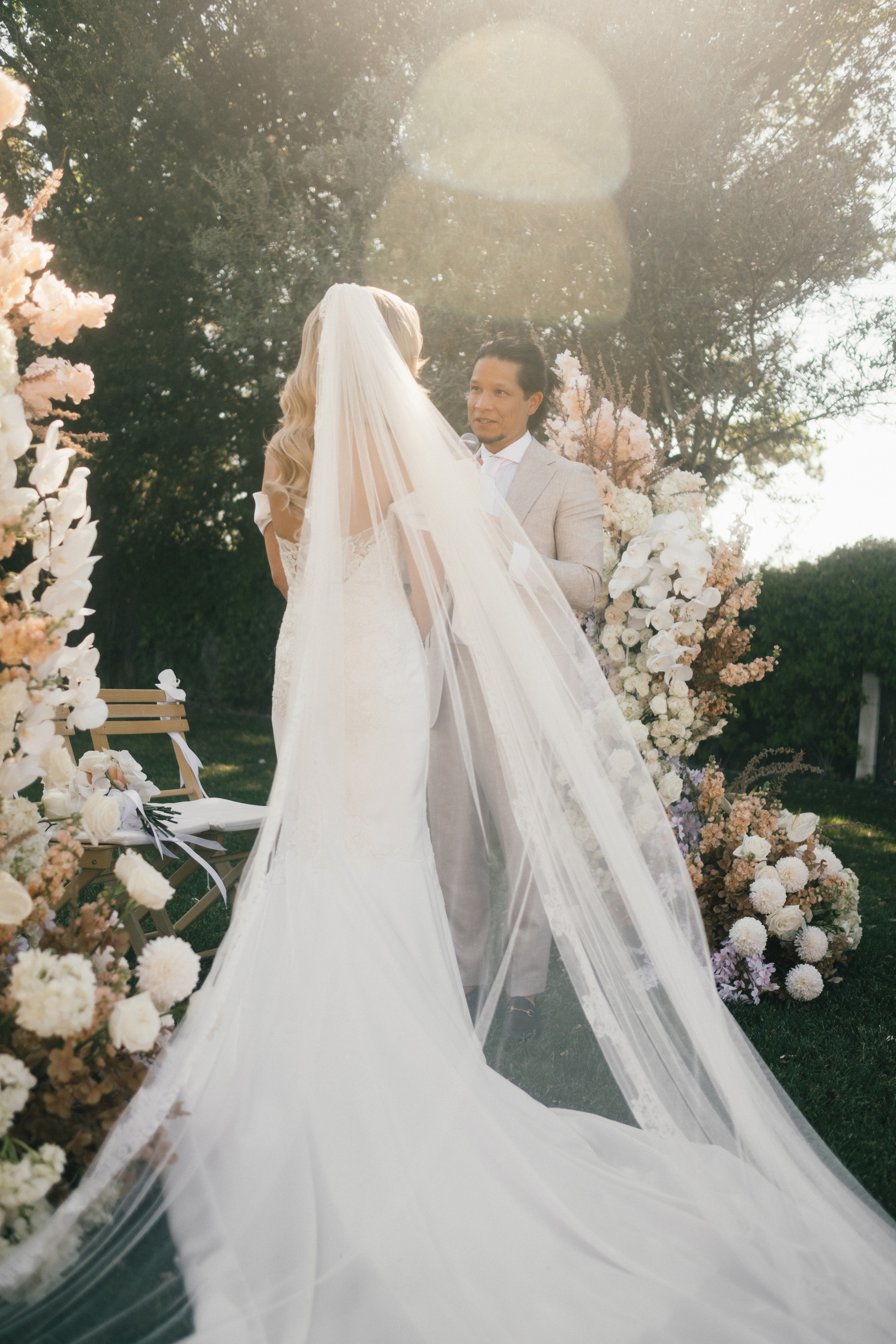 Annebel & Kenny. Hotel Castell d’Emporda. Paola fotógrafo / videografo de bodas en Barcelona