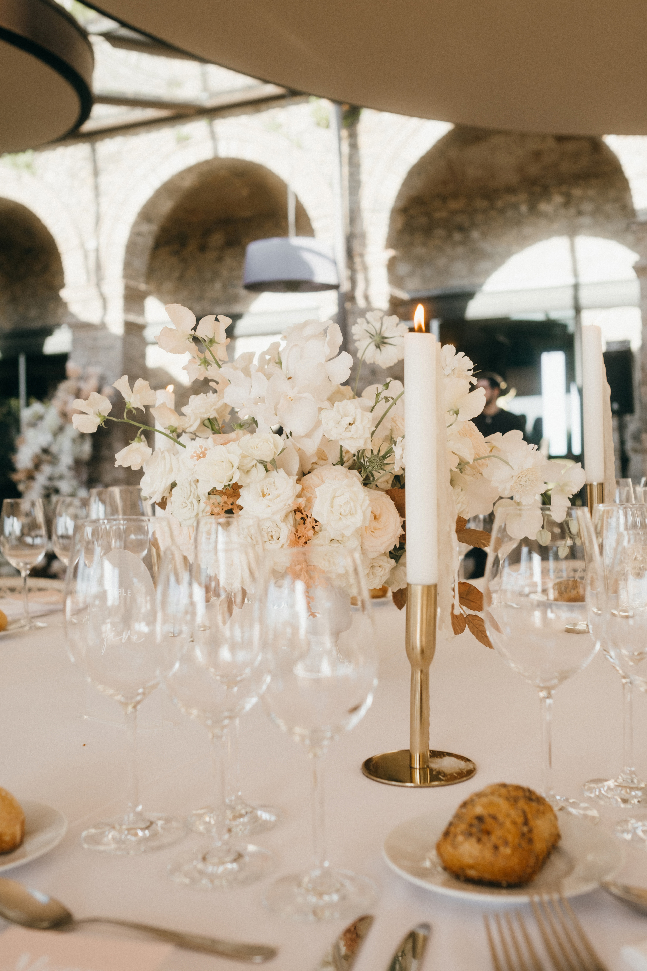Annebel & Kenny. Hotel Castell d’Emporda. Paola fotógrafo / videografo de bodas en Barcelona