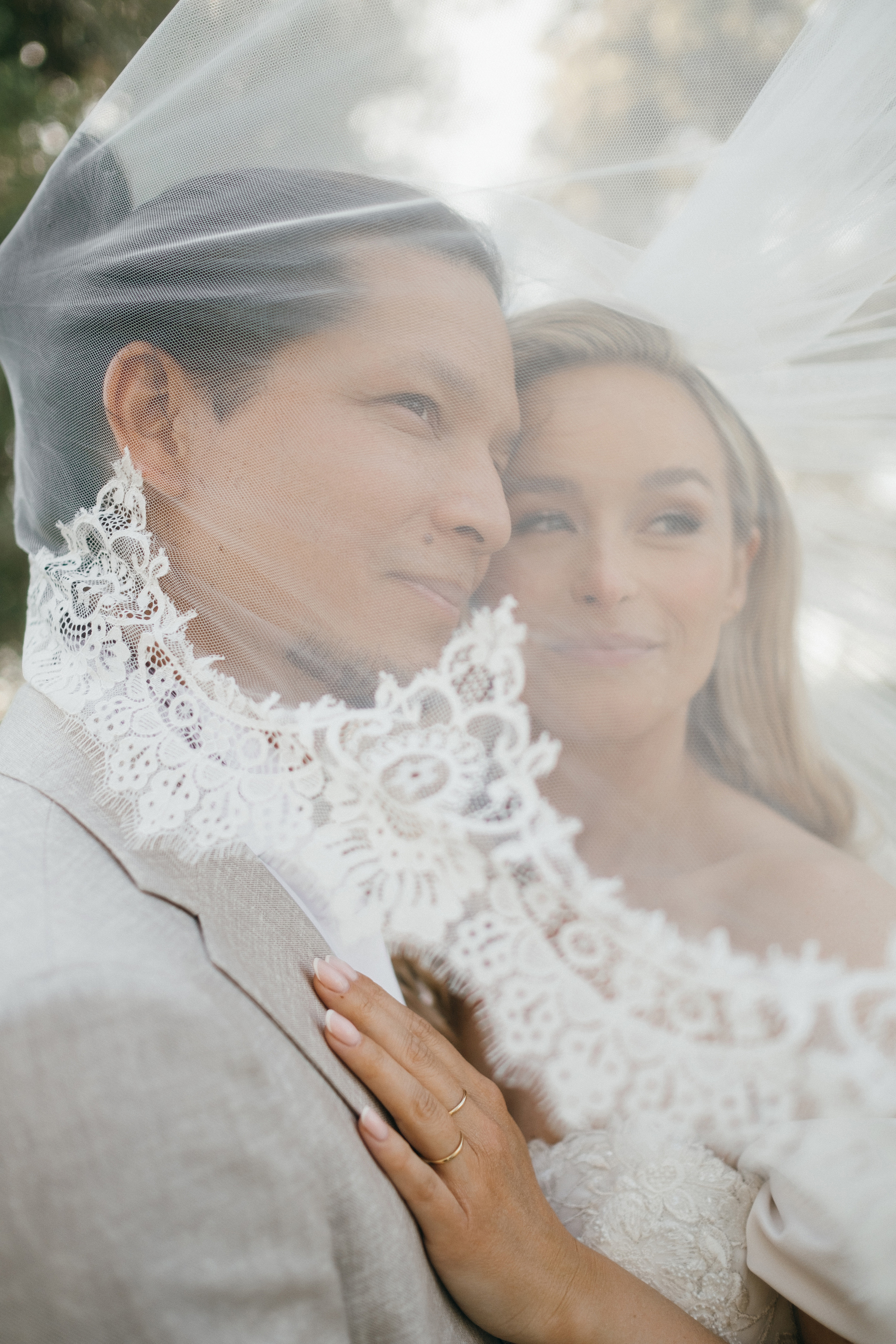 Annebel & Kenny. Hotel Castell d’Emporda. Paola fotógrafo / videografo de bodas en Barcelona