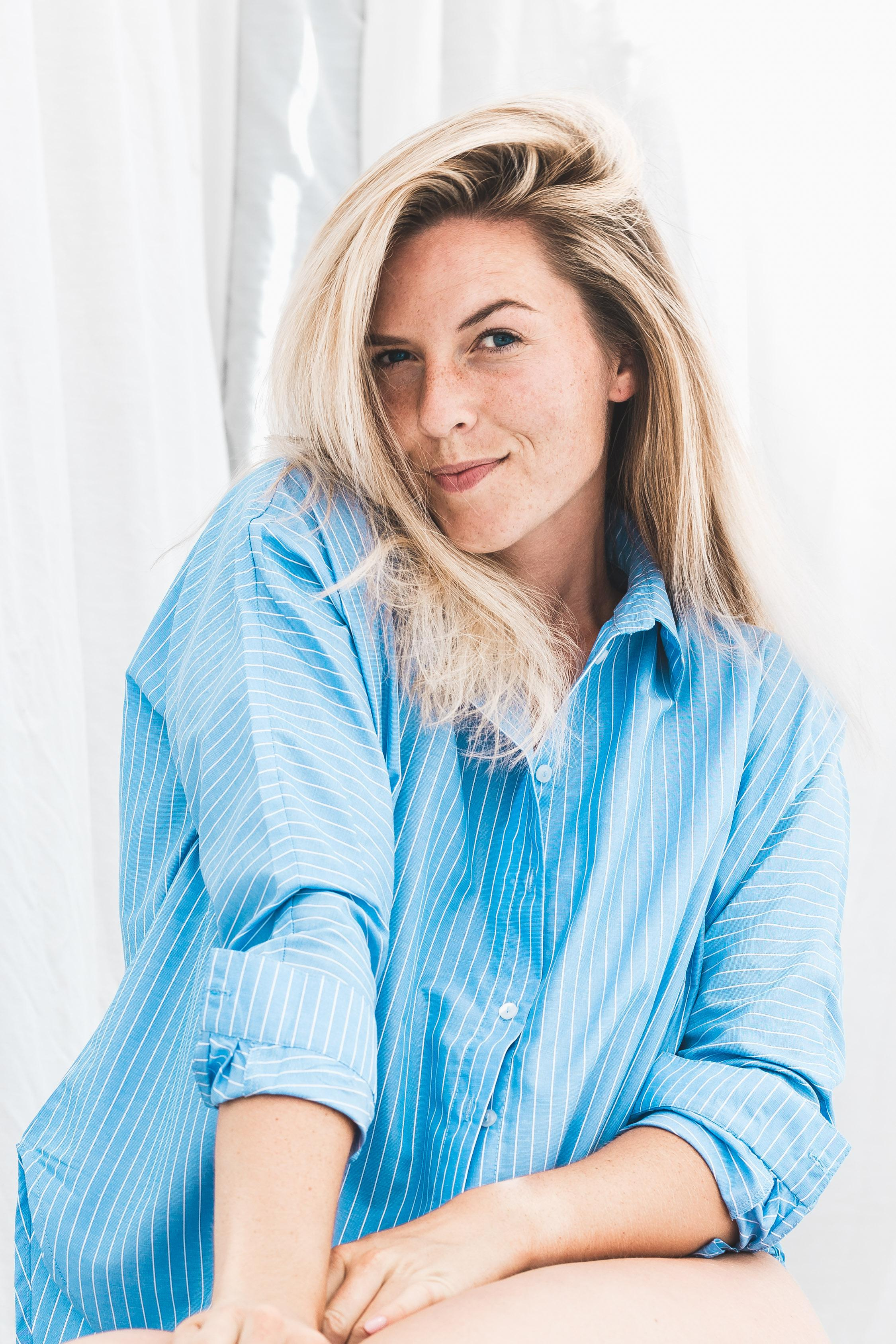 Dana Lišková - Portrétní a brandová fotografka Praha - Byznys portrét Praha - Brandové foto praha - Byznys portrét Praha