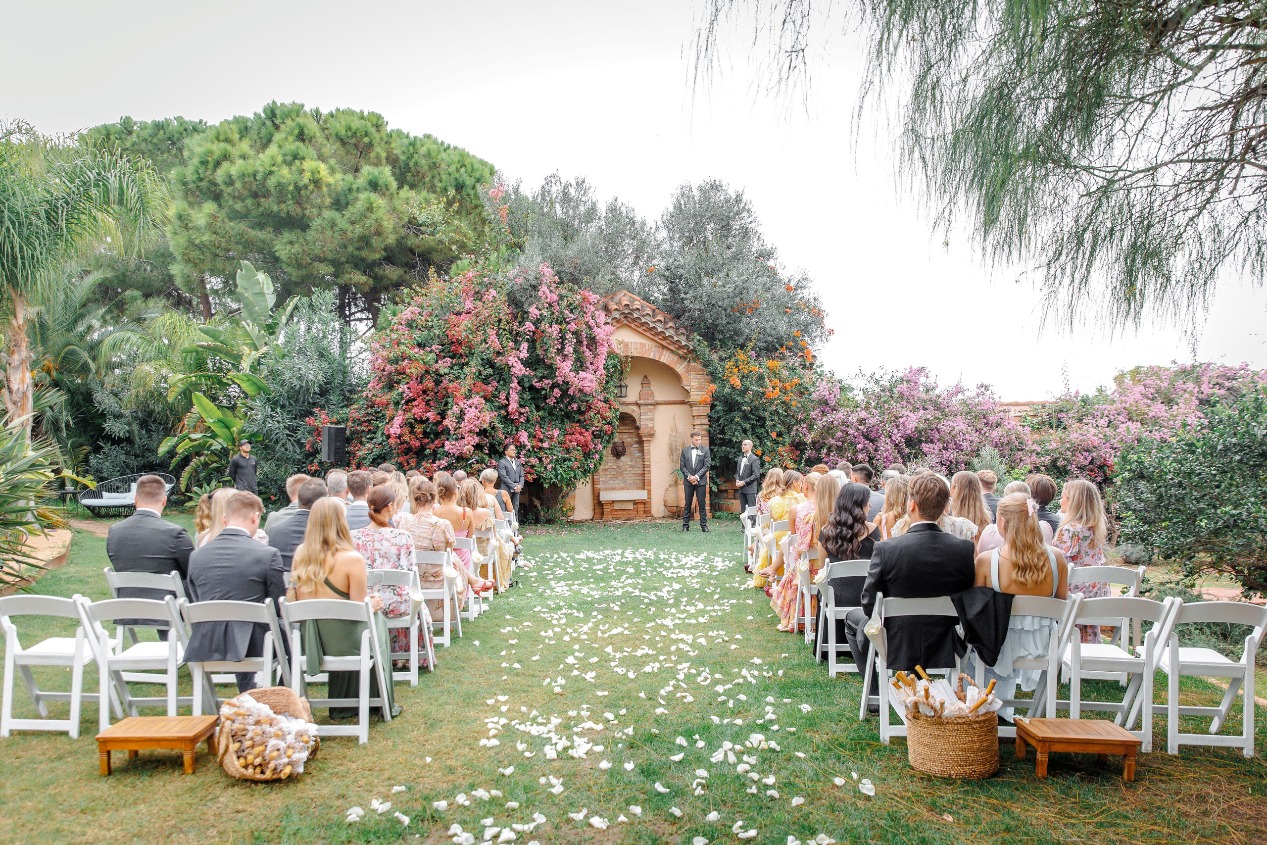 Wedding venue in Barcelona with a breathtaking scenic view, perfect for capturing stunning photos during the celebration.