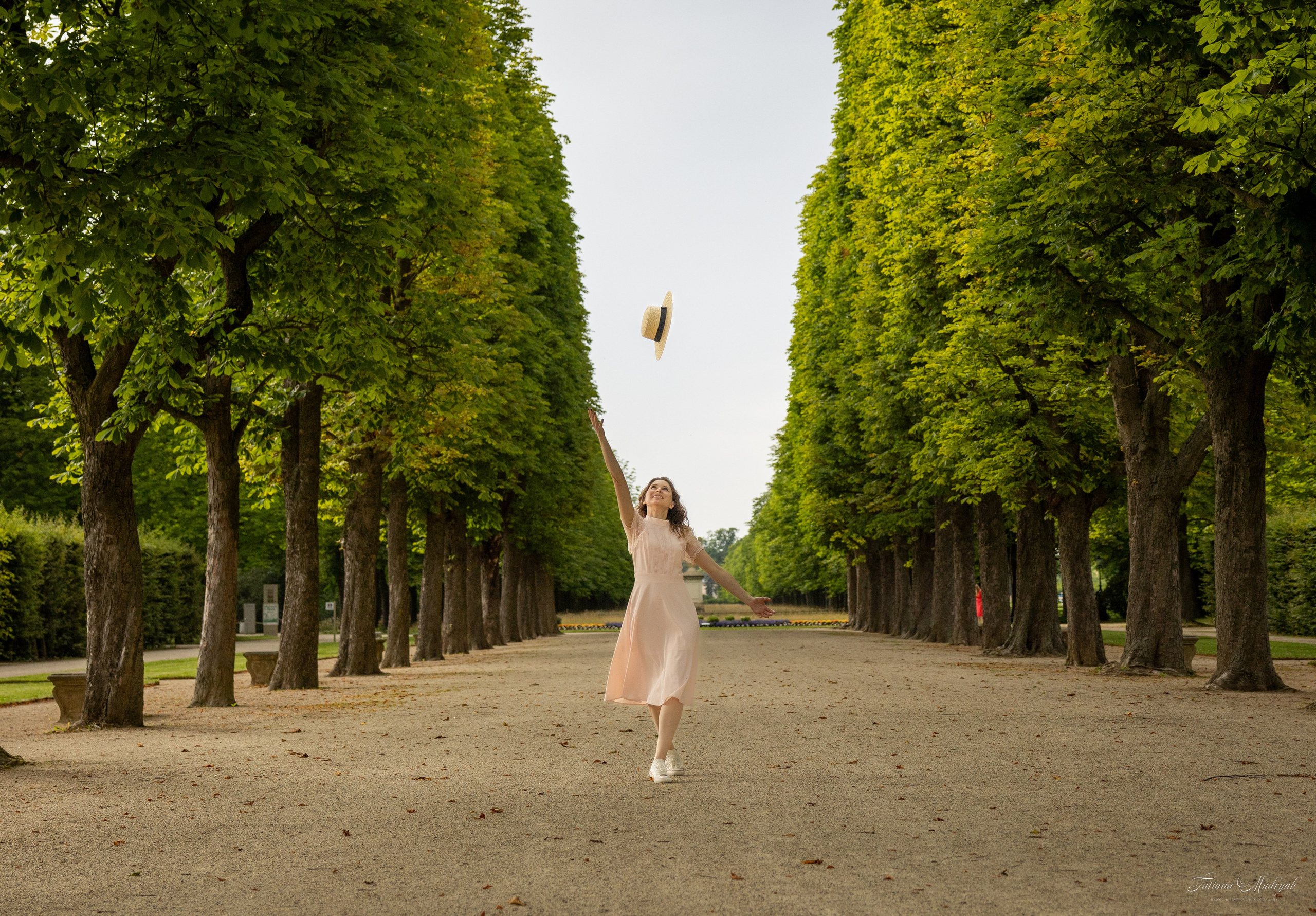 Fairy Tale for Viktoria. Family & Maternity Photographer in Dresden Tatiana Mudryak