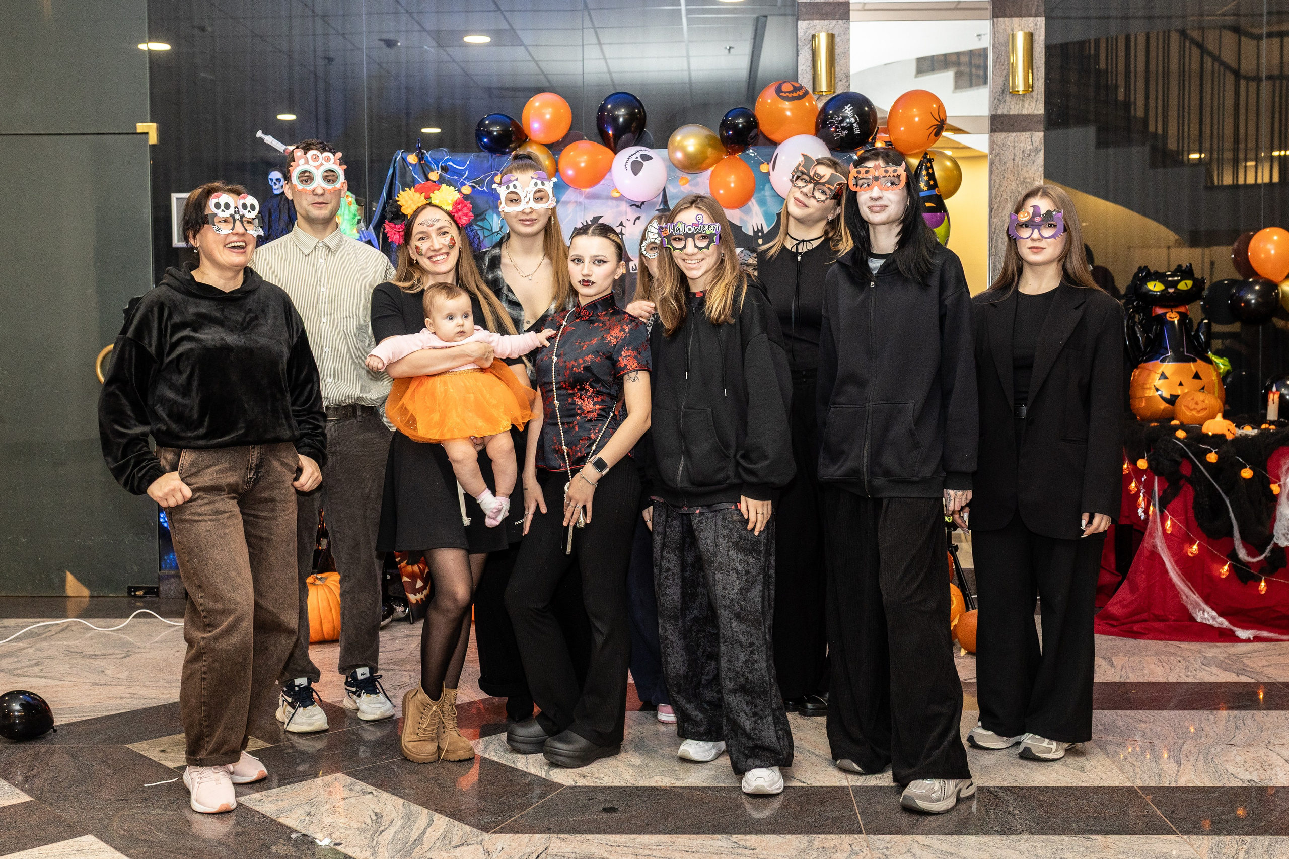 Leo dance studio Helloween 2025. Семейный и детский фотограф в Варшаве Мила Бобровская