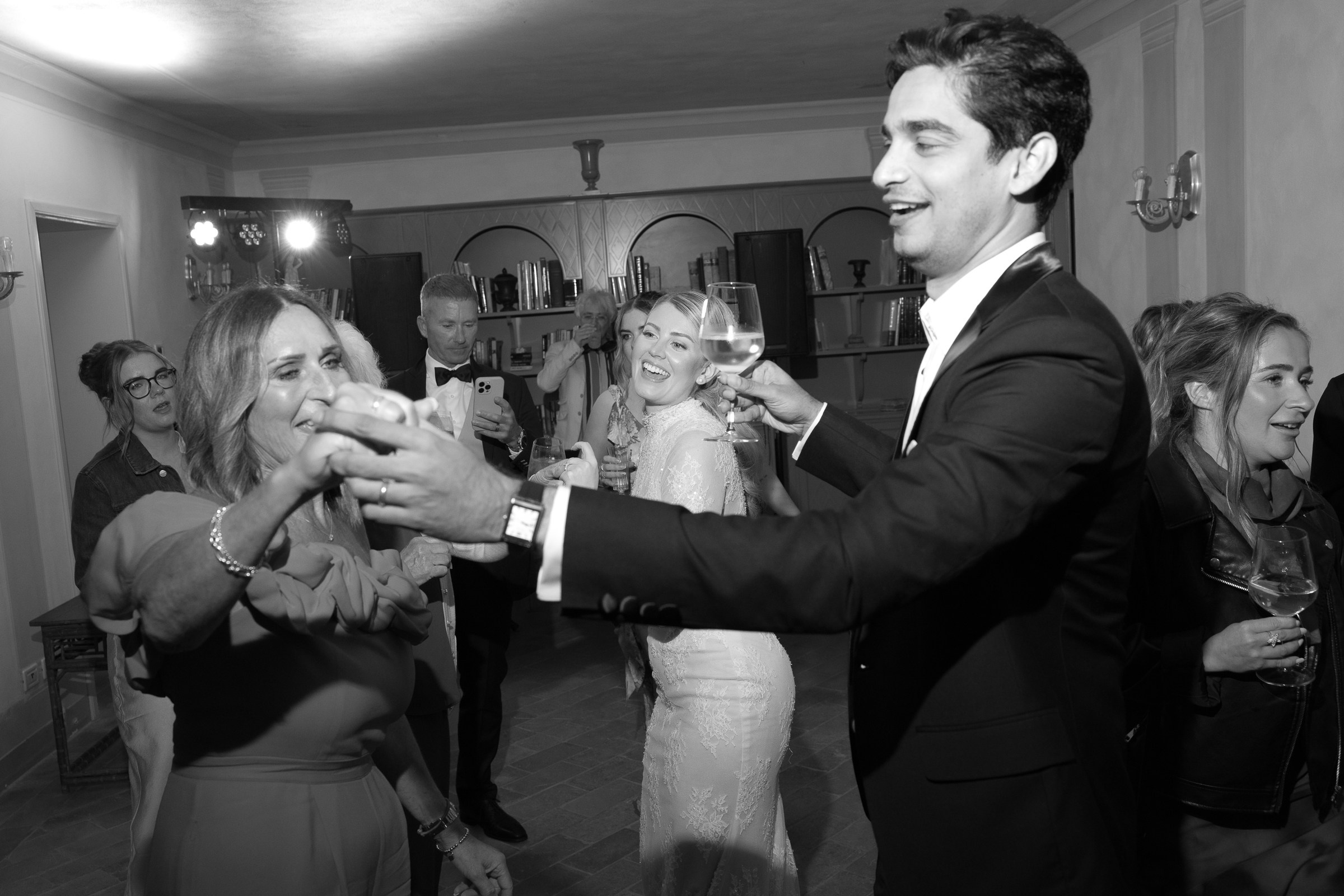 M & O — Tuscany, Italy. Destination wedding photographer, based in Munich — Valeria Berk