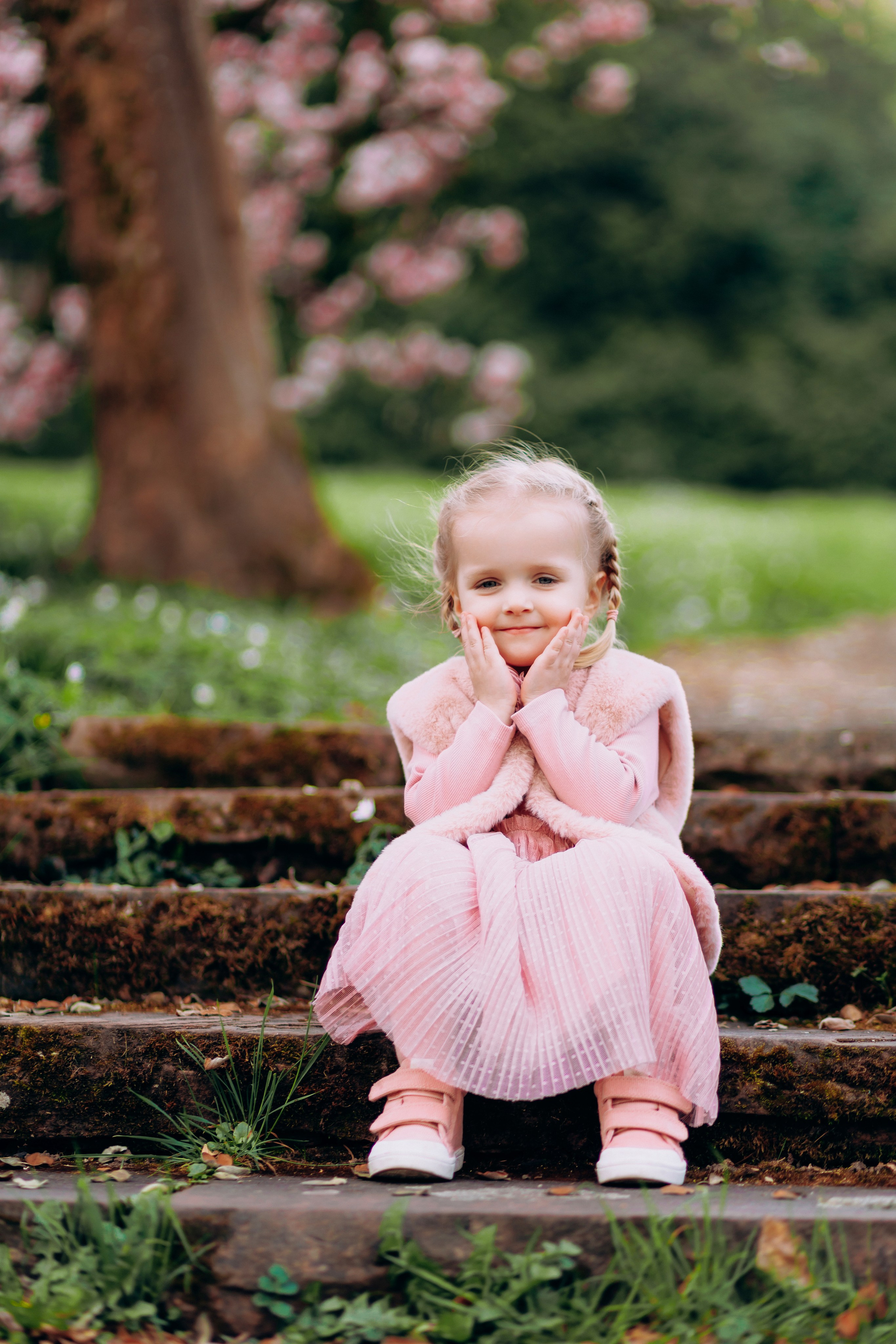 Tatiana, Alisa, Daria. Wedding and Family Photograph