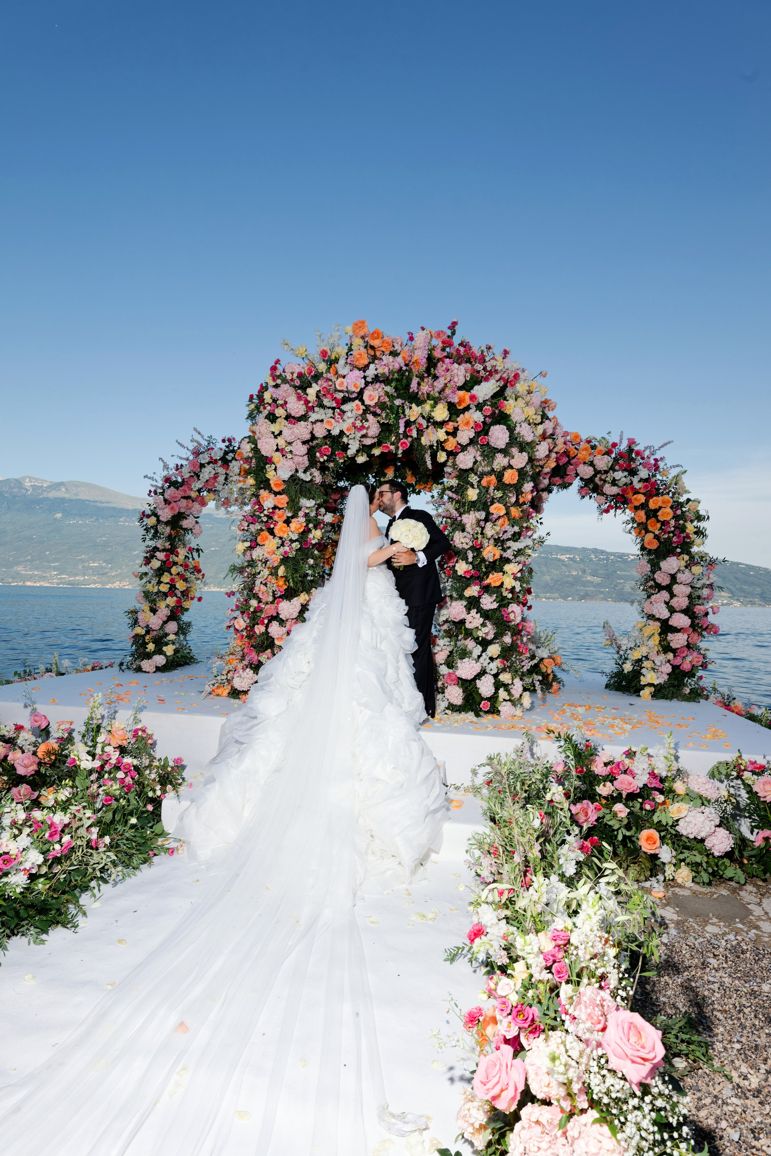 Wedding at Villa Bettoni on Lake Garda