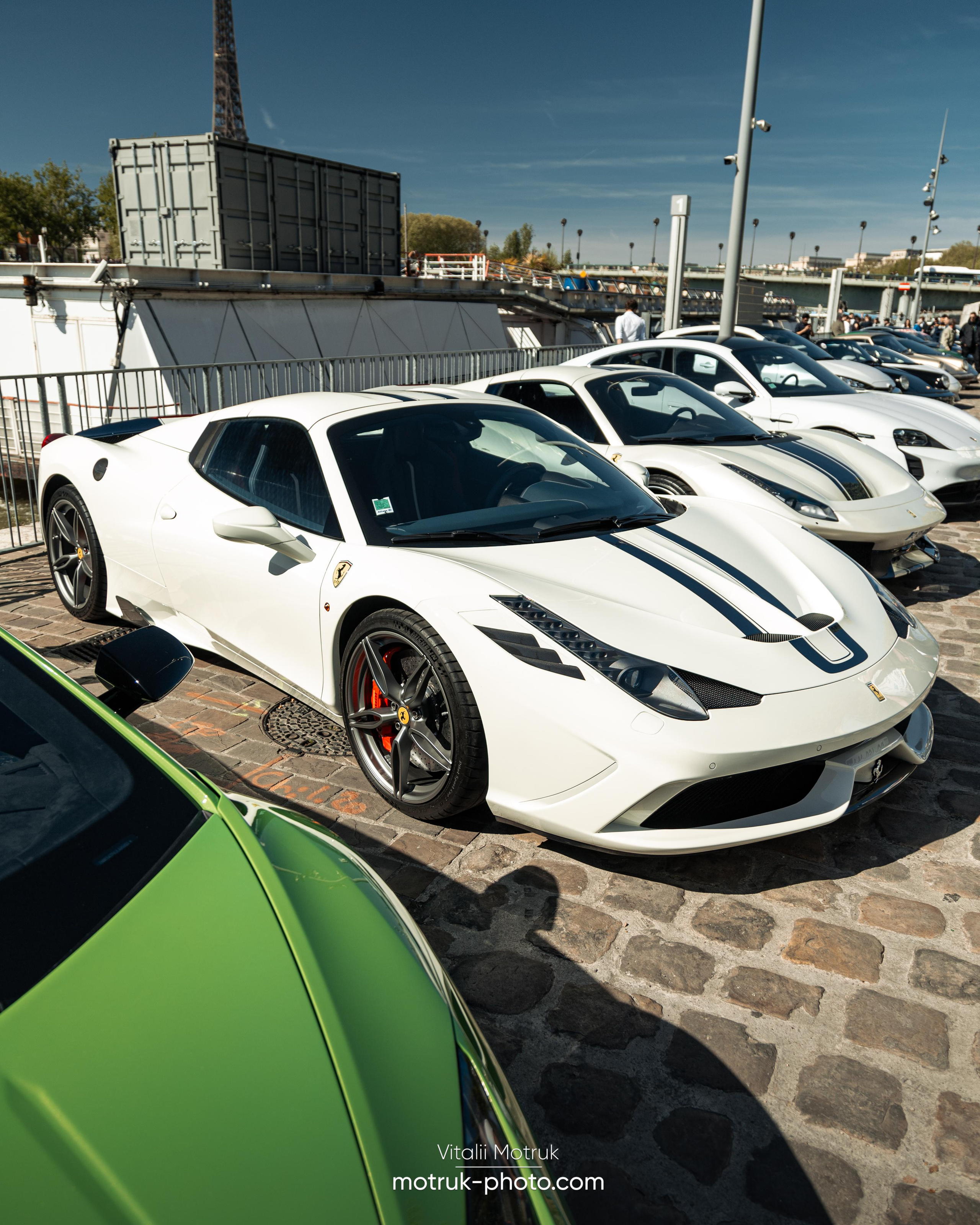 Bateaux Mouches 17 avril. Photographer in Paris — Vitalii Motruk