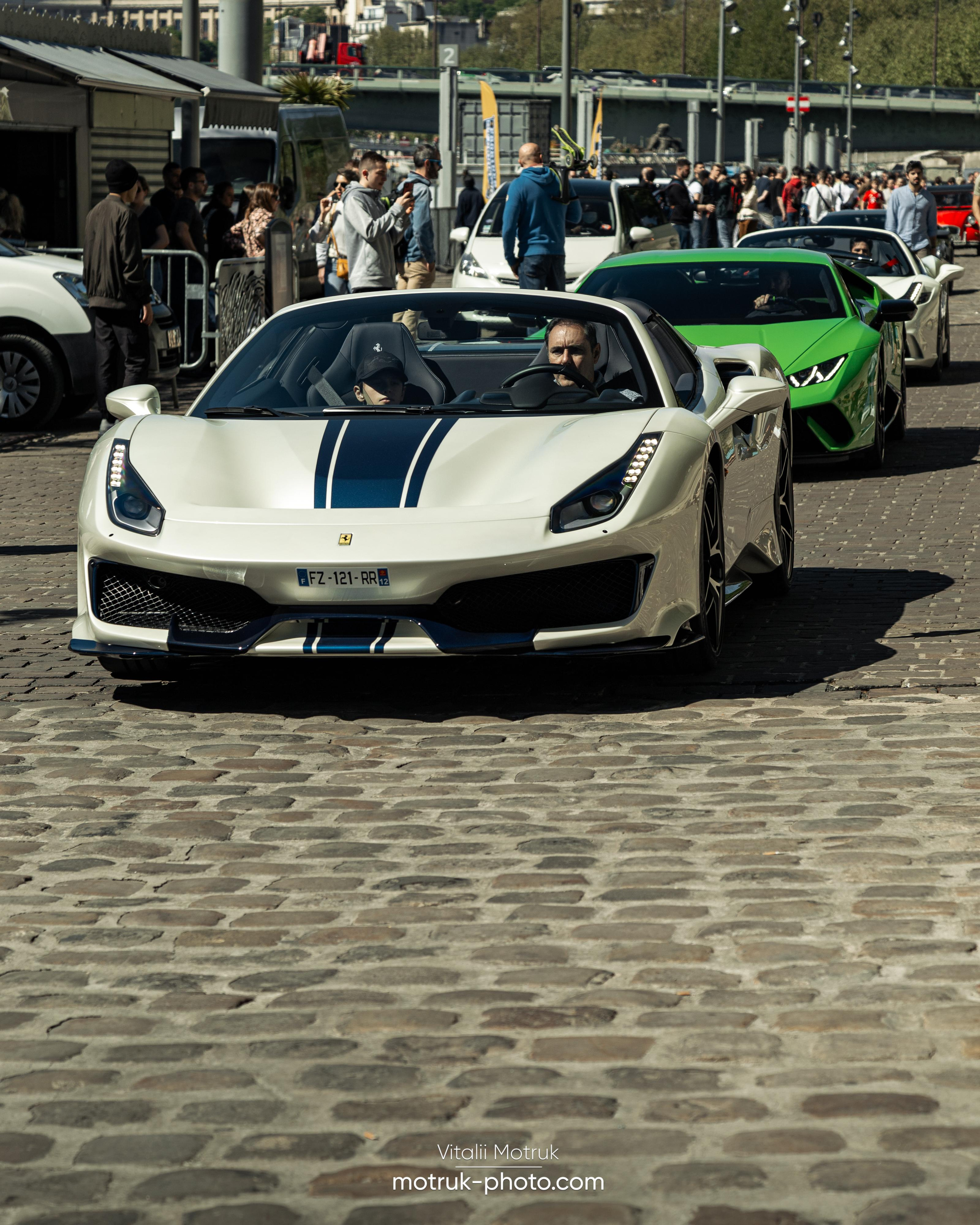 Bateaux Mouches 17 avril. Photographer in Paris — Vitalii Motruk