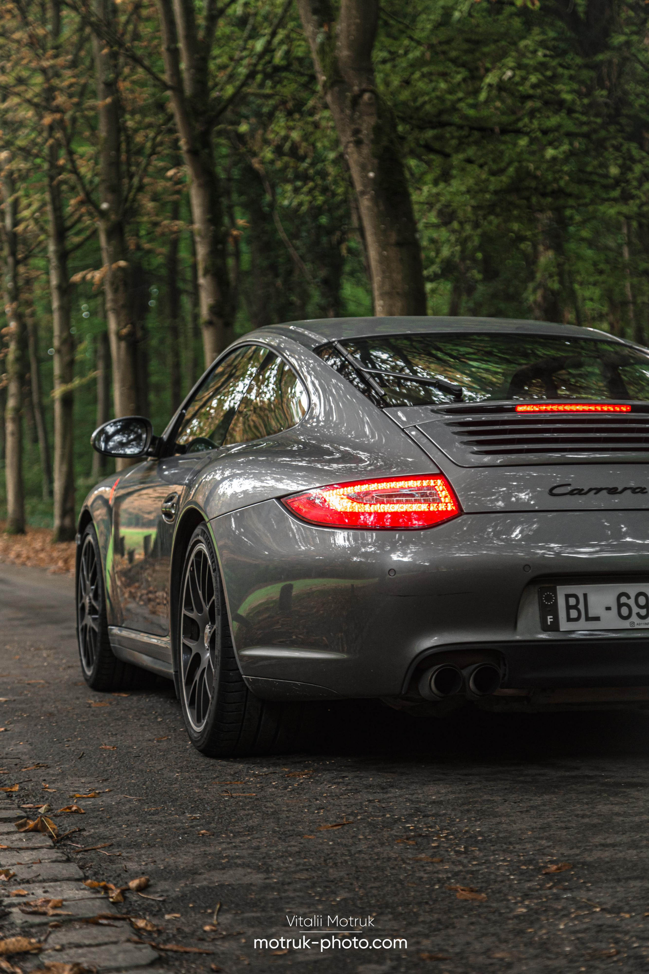 3 Porsches. Photographer in Paris — Vitalii Motruk