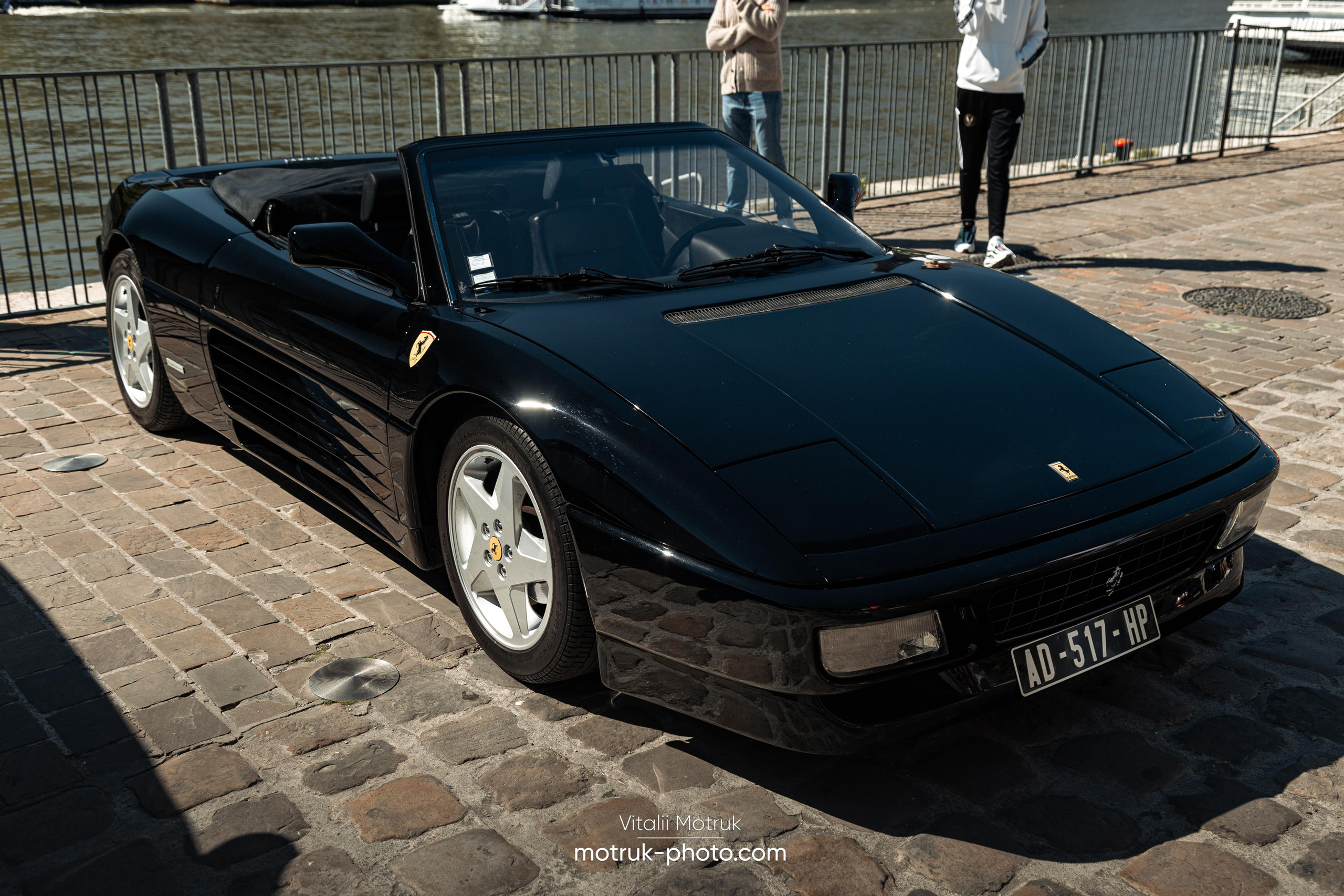 Bateaux Mouches 17 avril. Photographer in Paris — Vitalii Motruk