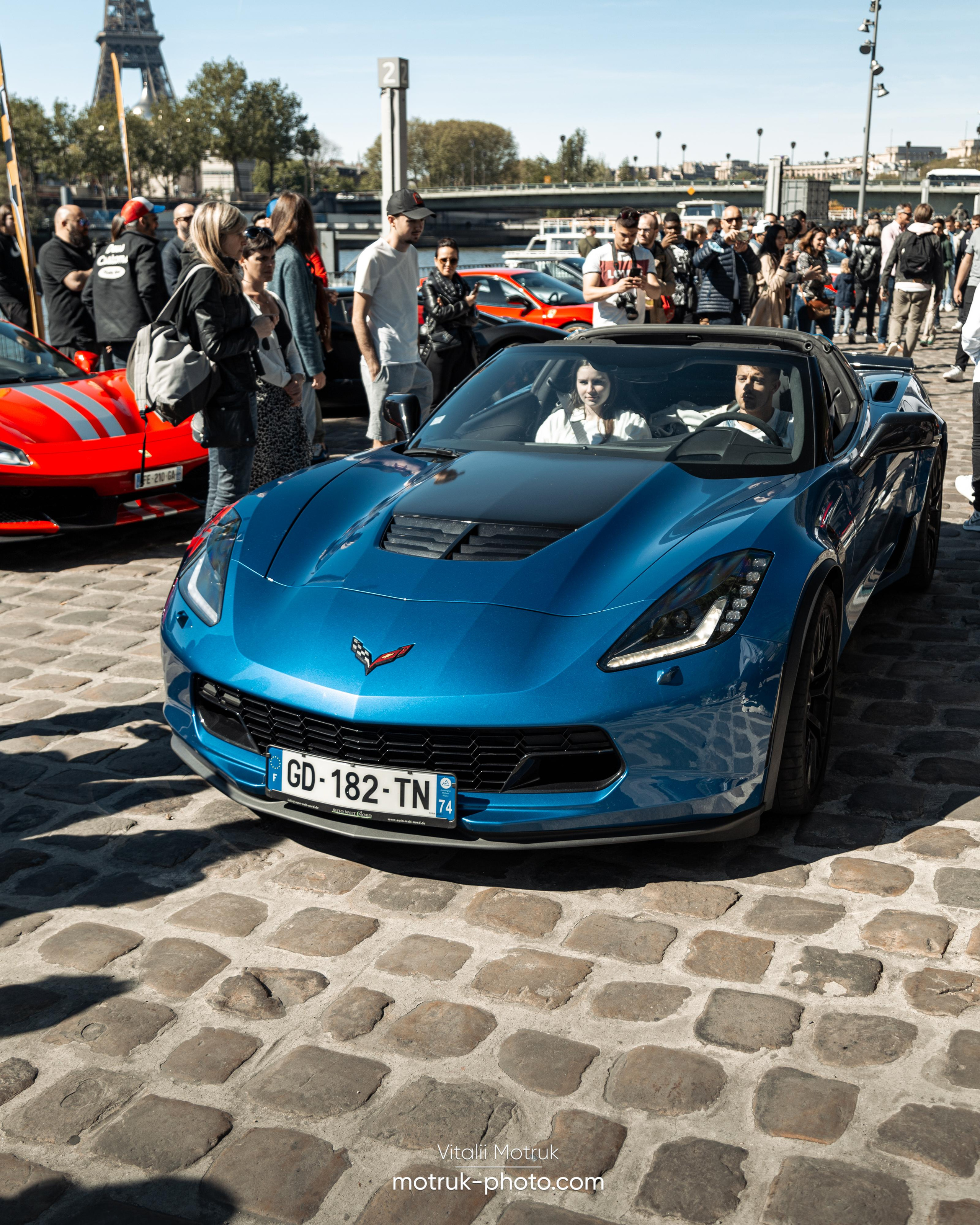 Bateaux Mouches 17 avril. Photographer in Paris — Vitalii Motruk