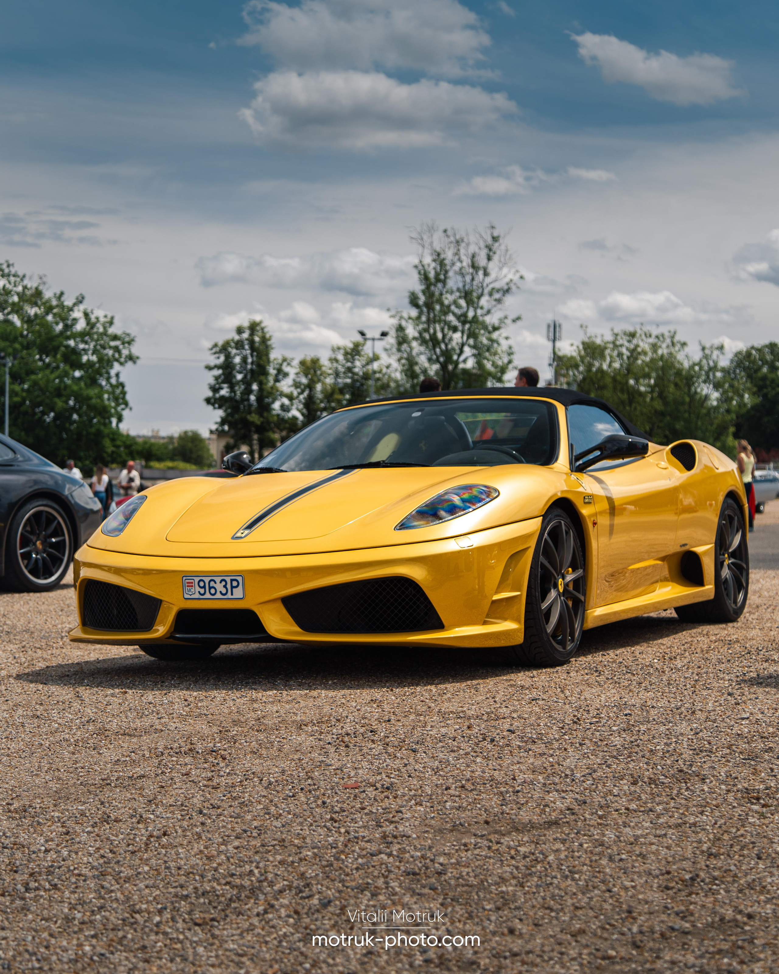 Cars and Coffee. Photographe de voitures à Paris — Vitalii Motruk