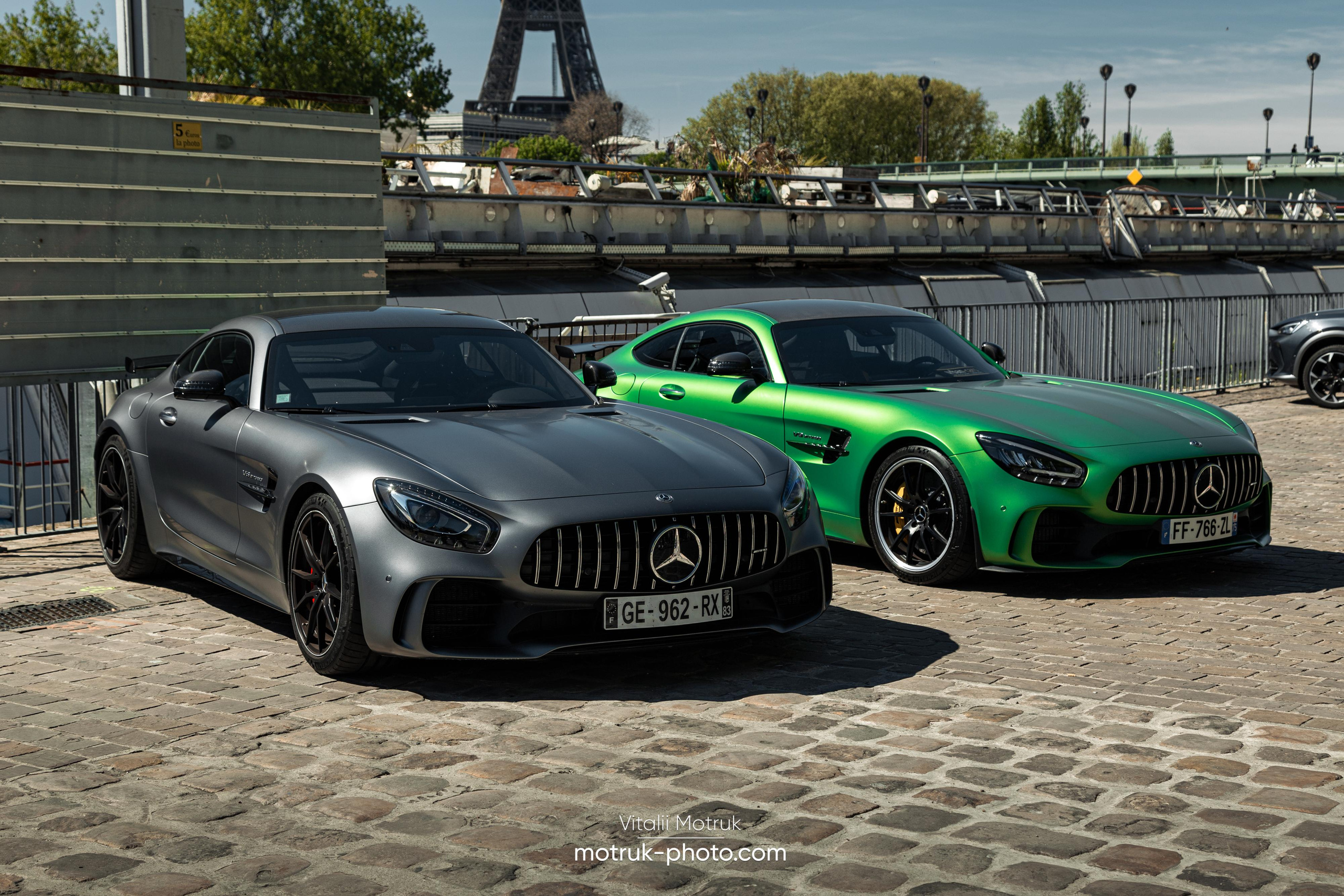 Bateaux Mouches 17 avril. Photographer in Paris — Vitalii Motruk