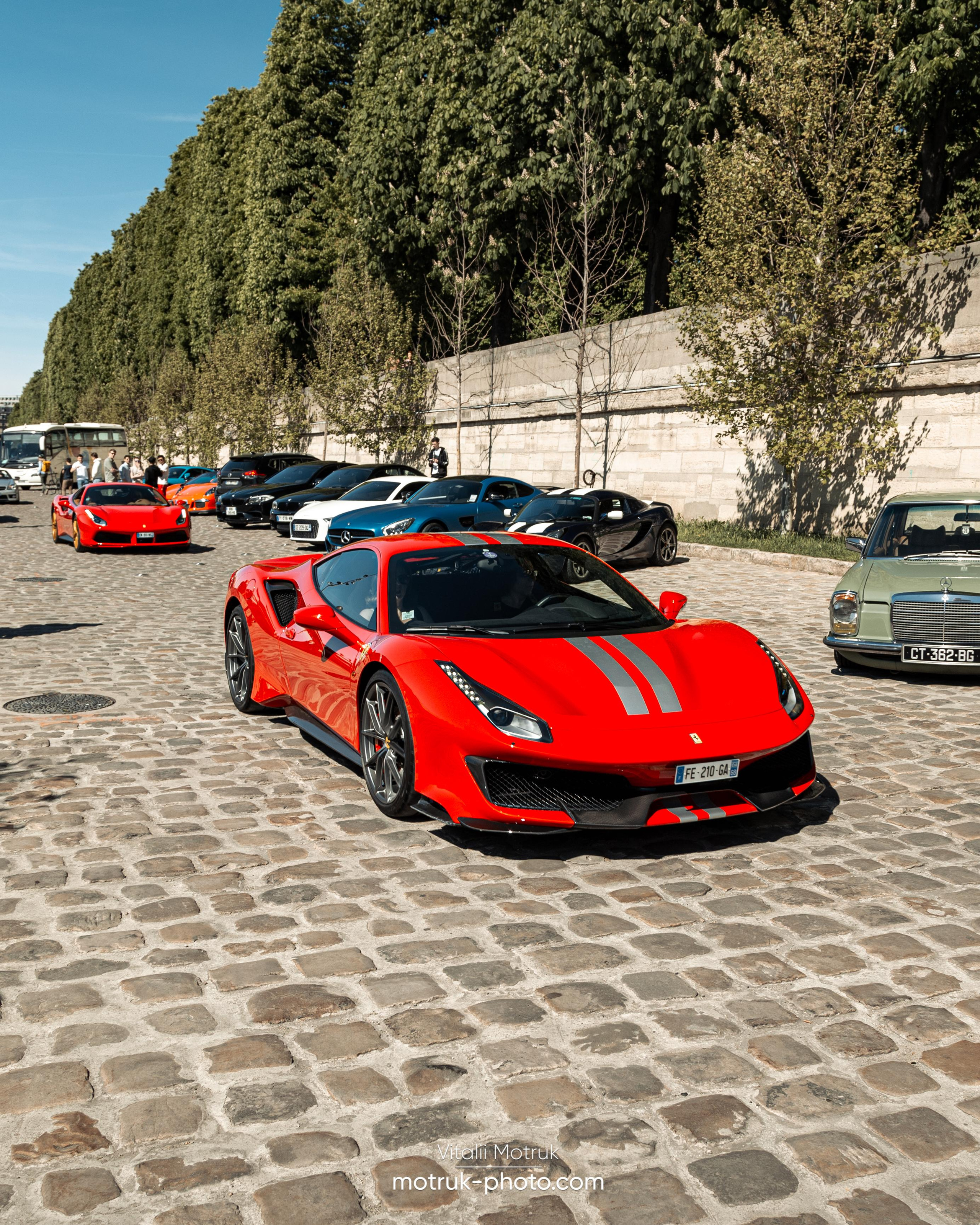 Bateaux Mouches 17 avril. Photographer in Paris — Vitalii Motruk