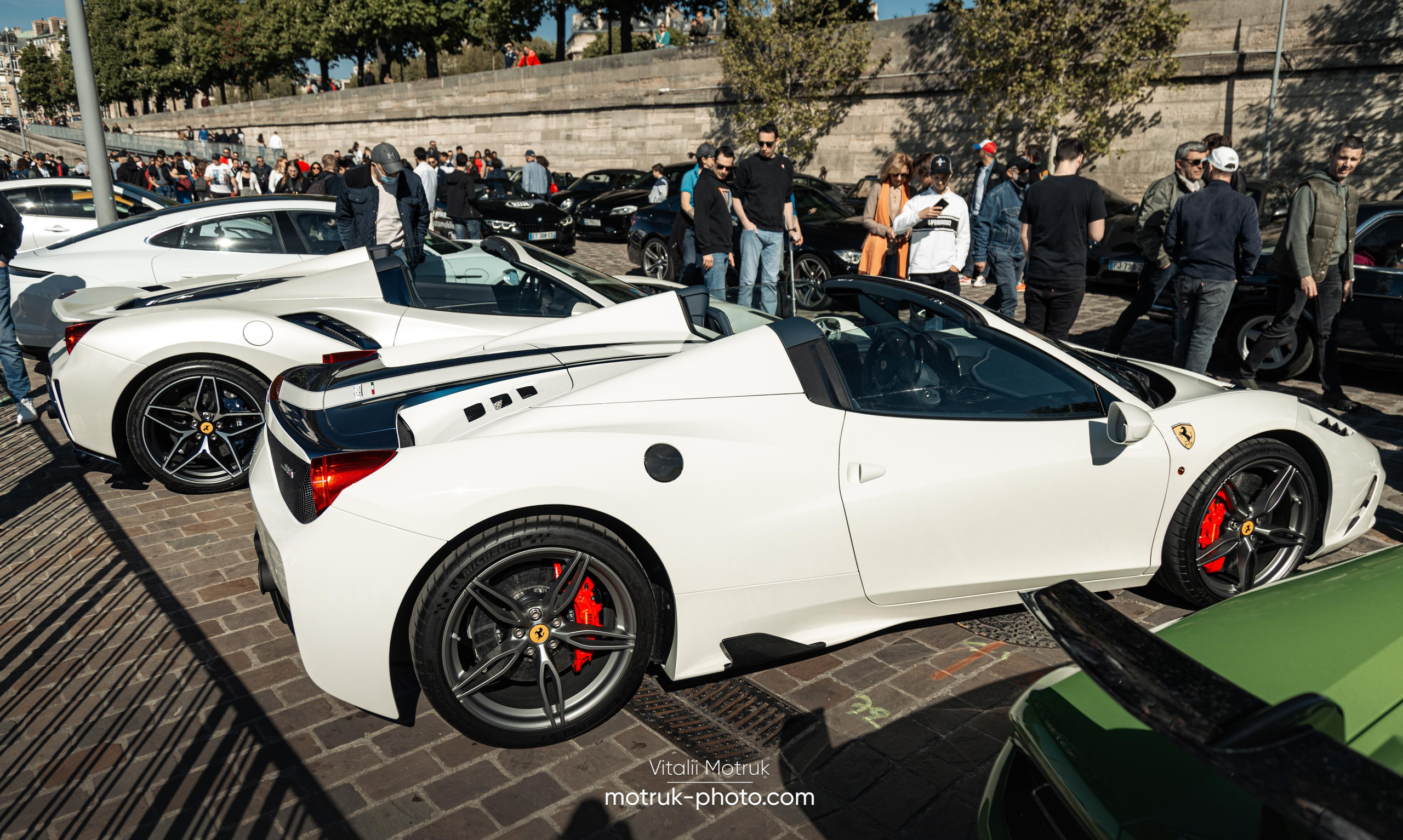 Bateaux Mouches 17 avril. Photographer in Paris — Vitalii Motruk
