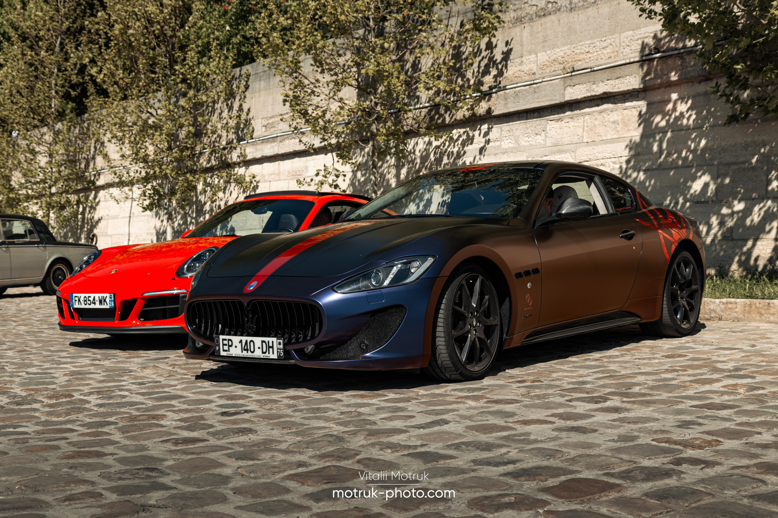 Bateaux Mouches 17 avril. Photographer in Paris — Vitalii Motruk