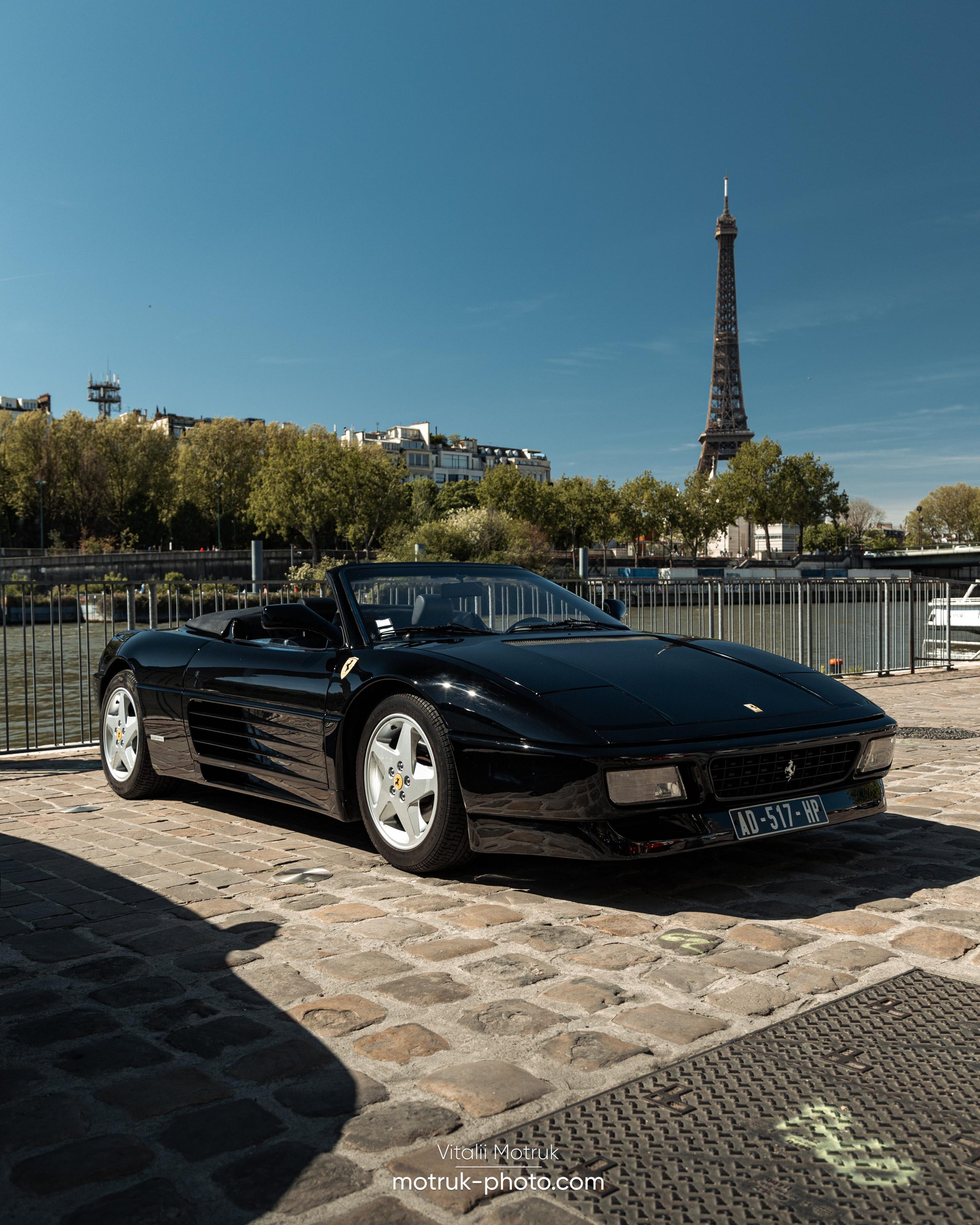 Bateaux Mouches 17 avril. Photographer in Paris — Vitalii Motruk