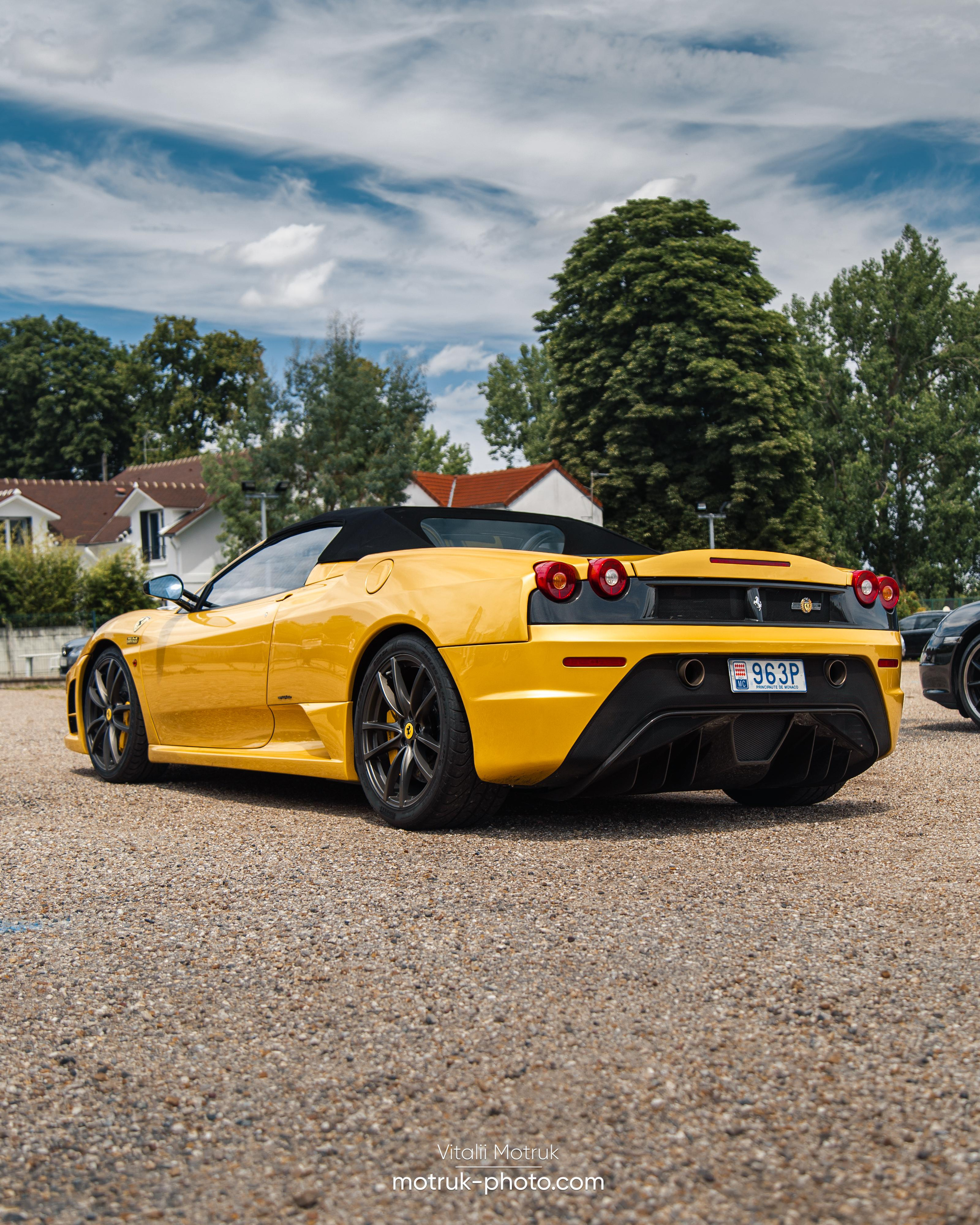 Cars and Coffee. Photographe de voitures à Paris — Vitalii Motruk