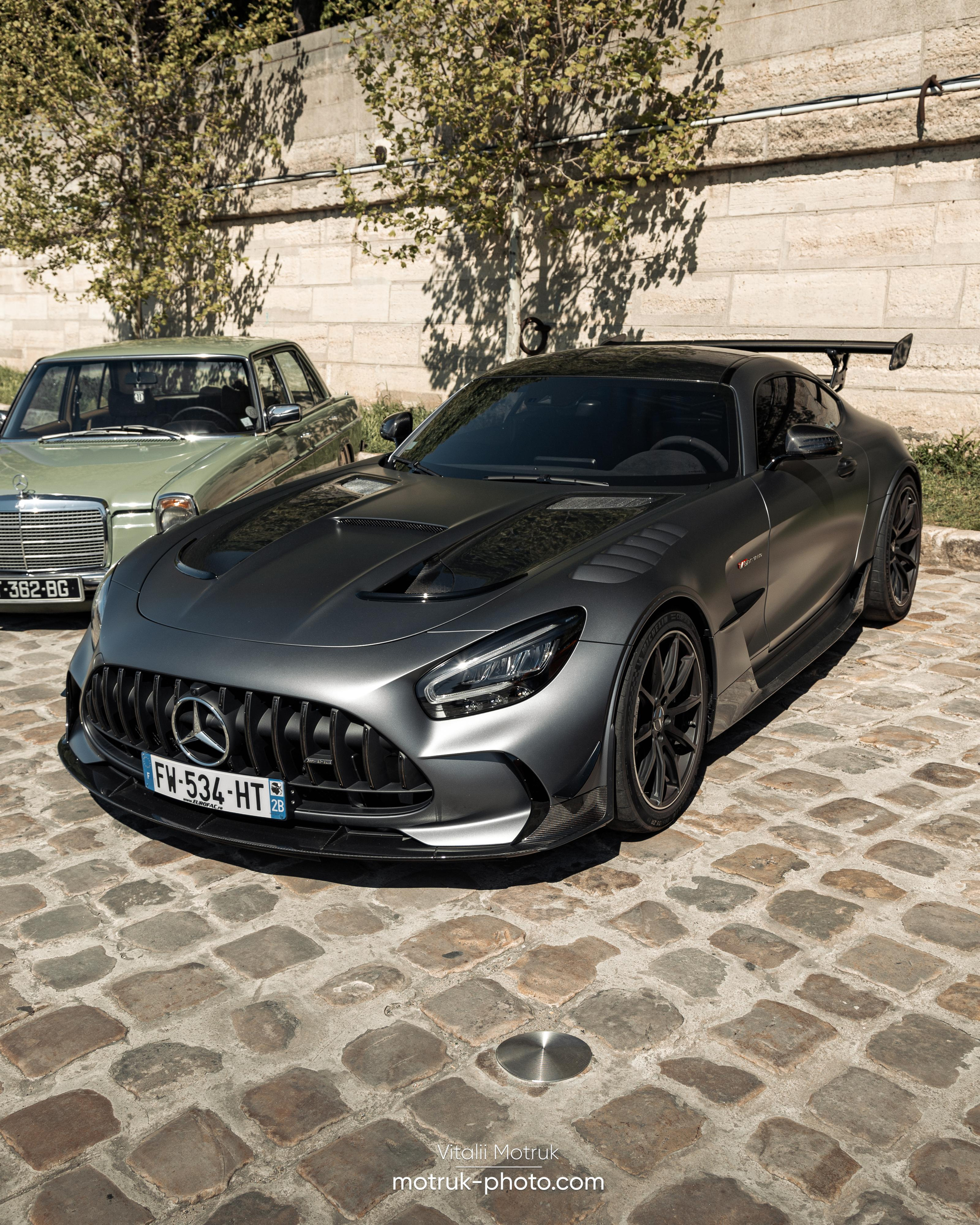 Bateaux Mouches 17 avril. Photographer in Paris — Vitalii Motruk