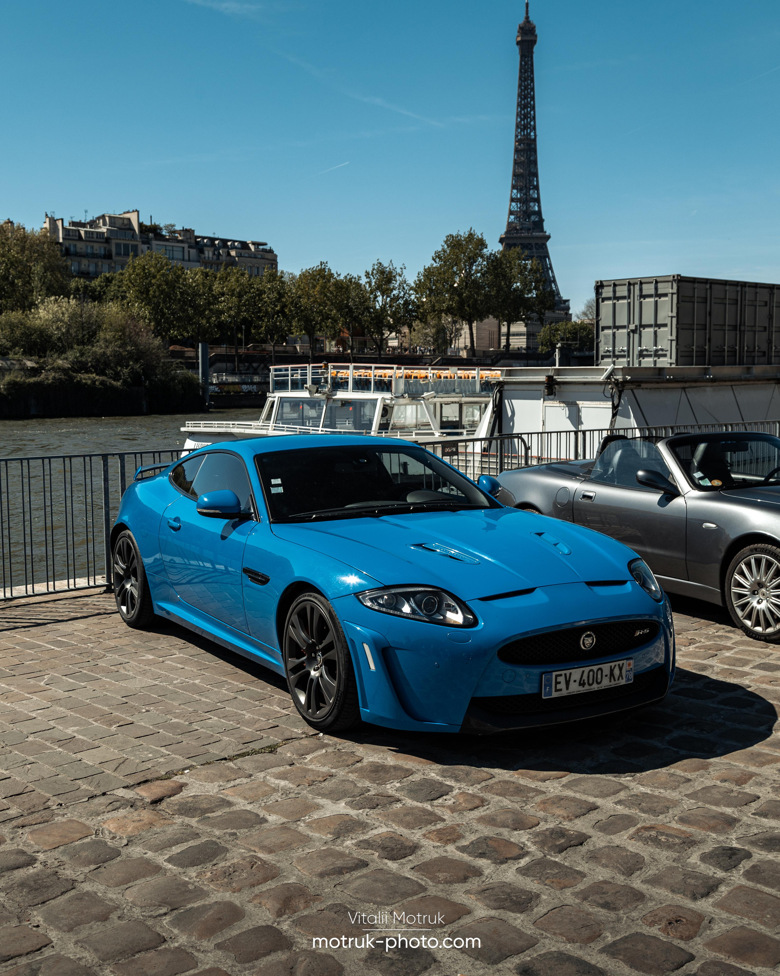 Bateaux Mouches 17 avril. Photographer in Paris — Vitalii Motruk