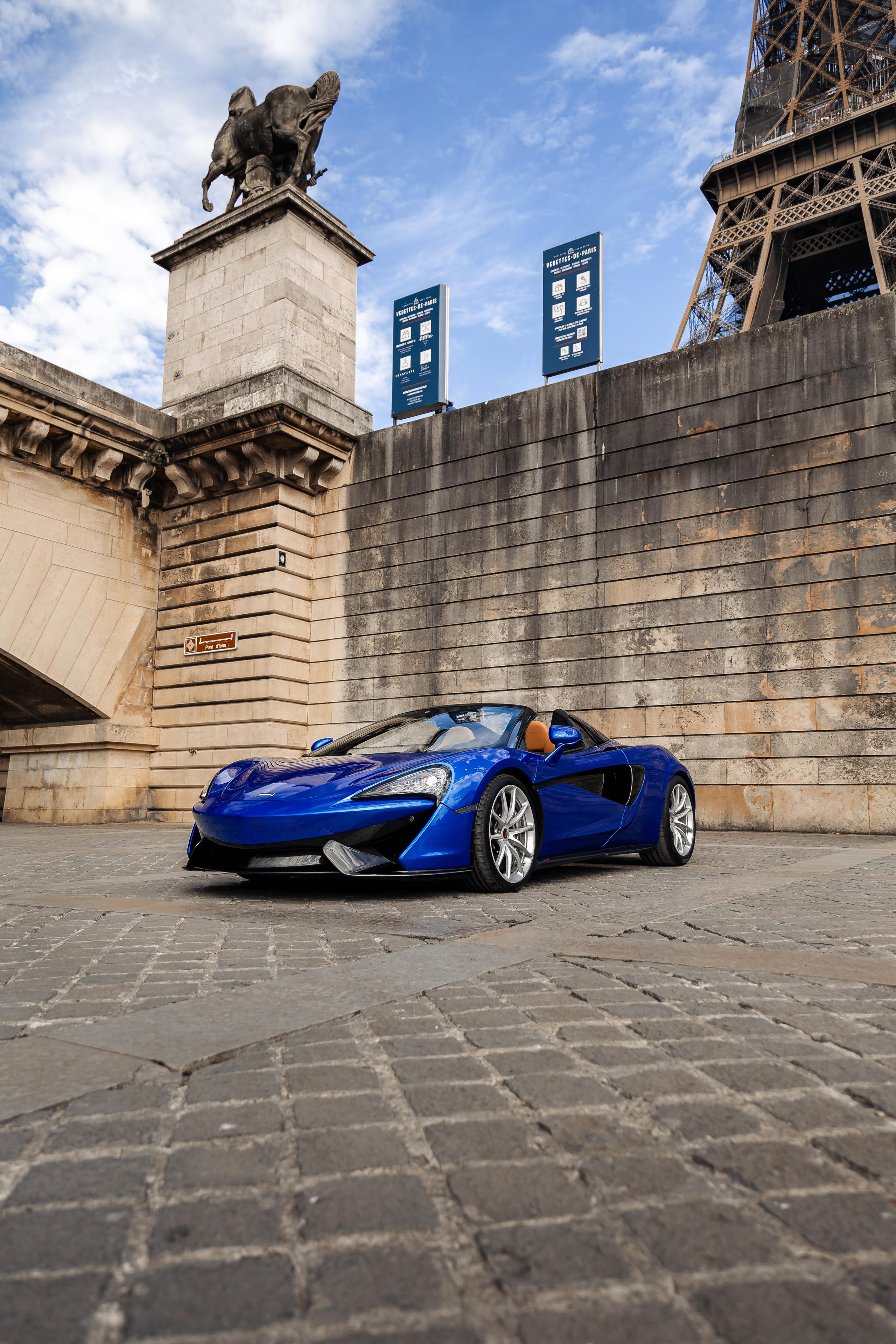 McLaren 570s. Photographer in Paris — Vitalii Motruk