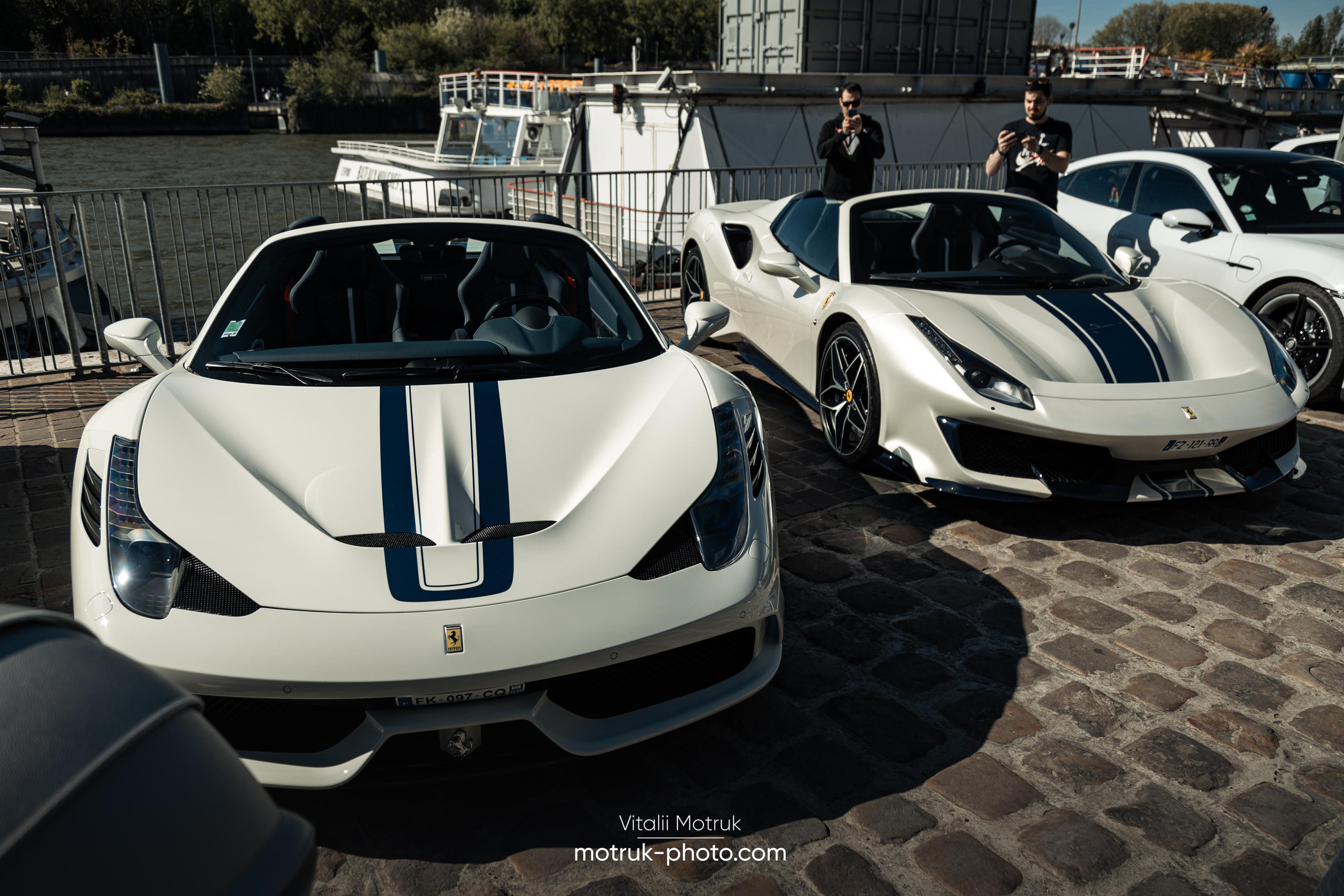 Bateaux Mouches 17 avril. Photographer in Paris — Vitalii Motruk