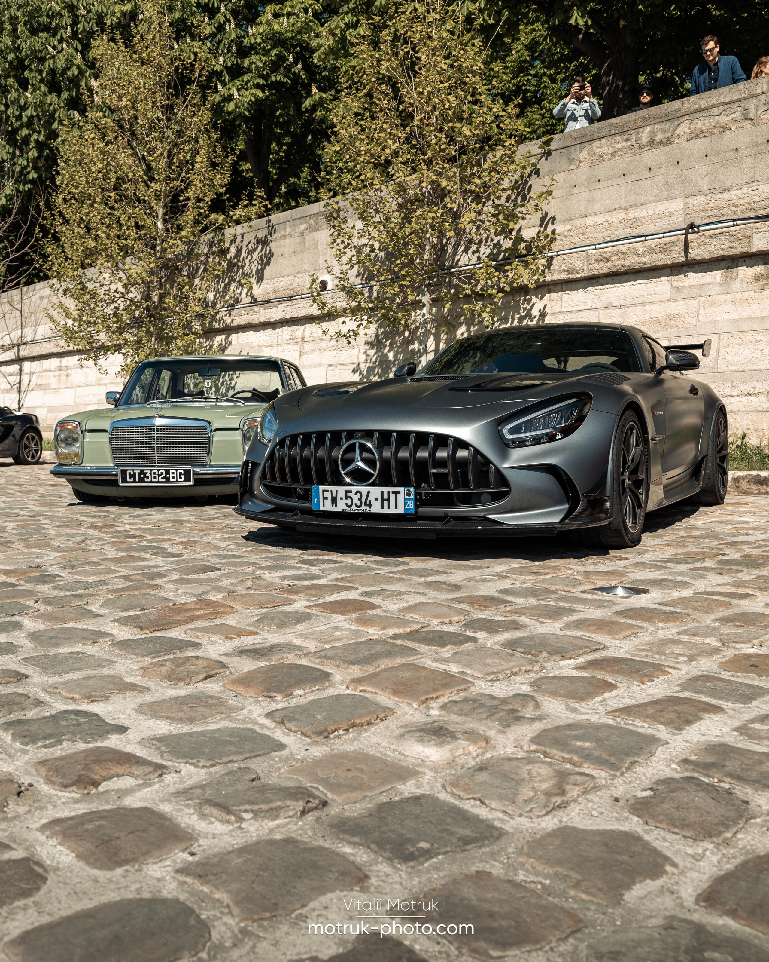 Bateaux Mouches 17 avril. Photographer in Paris — Vitalii Motruk