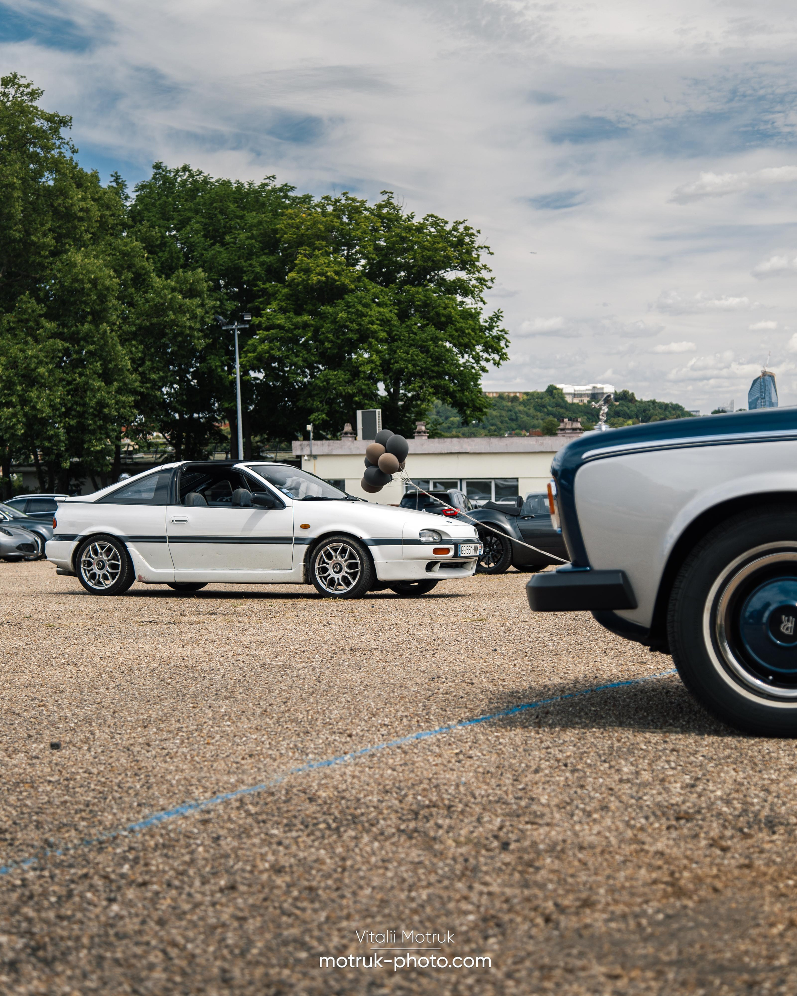 Cars and Coffee. Photographe de voitures à Paris — Vitalii Motruk