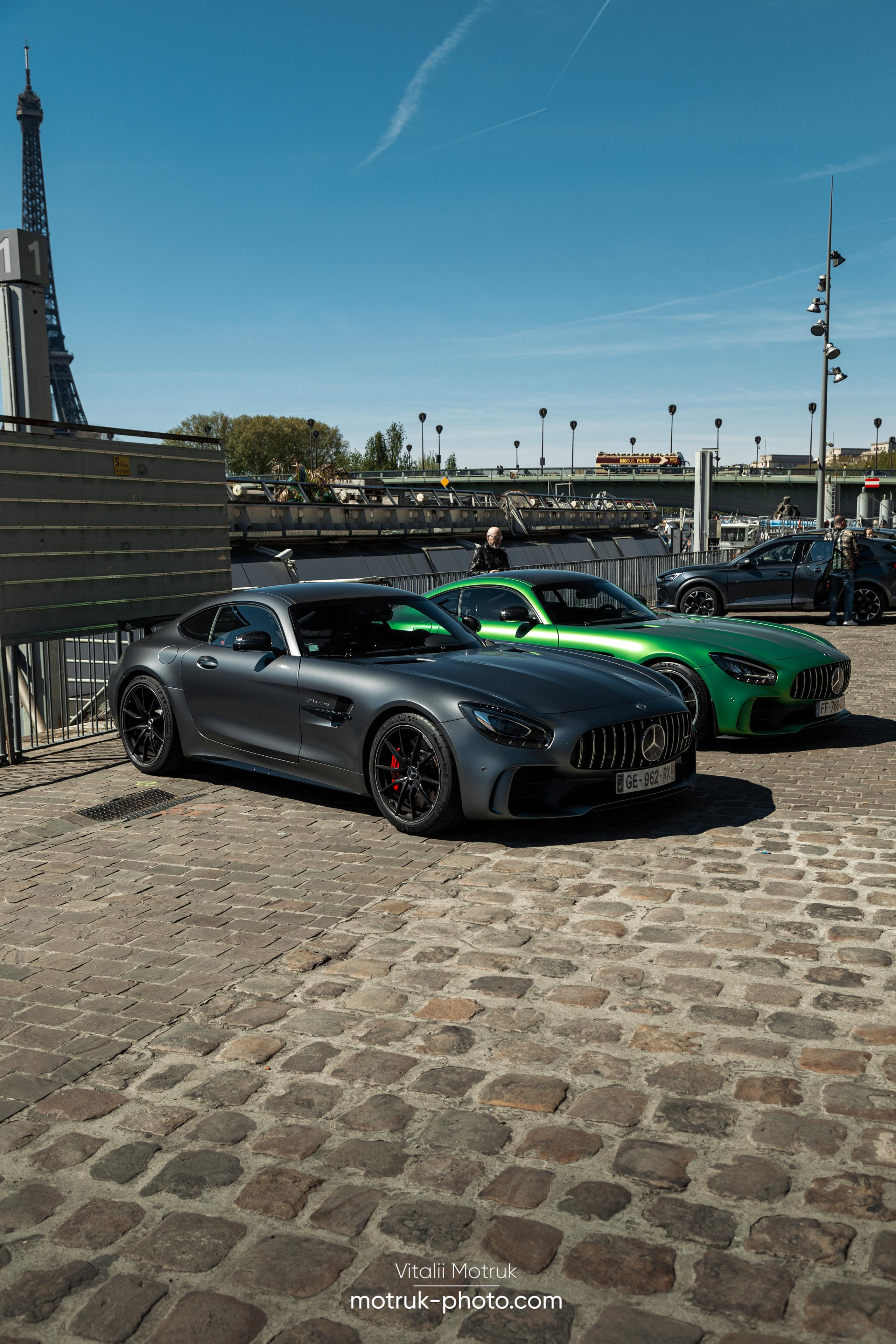 Bateaux Mouches 17 avril. Photographer in Paris — Vitalii Motruk