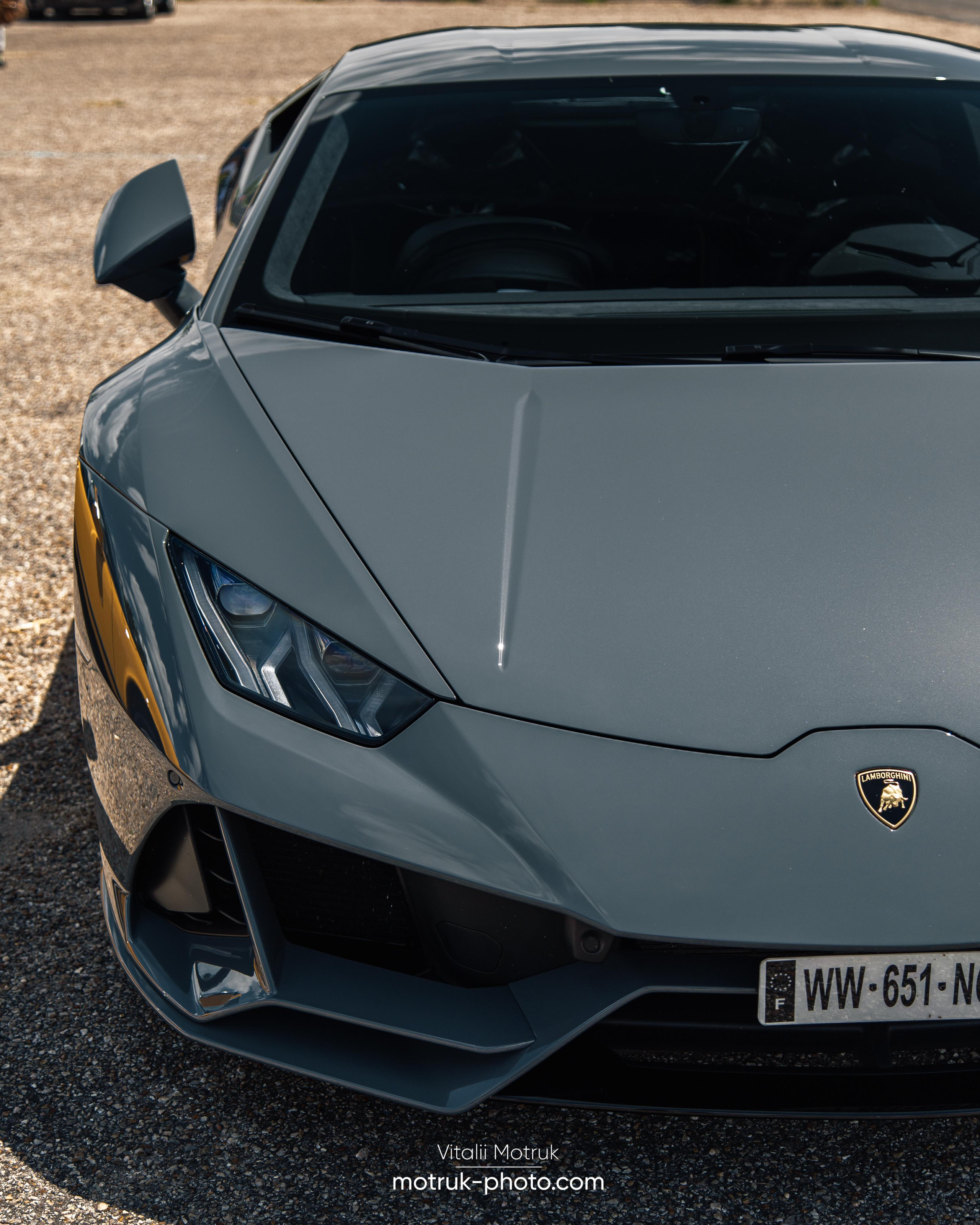 Cars and Coffee. Photographe de voitures à Paris — Vitalii Motruk