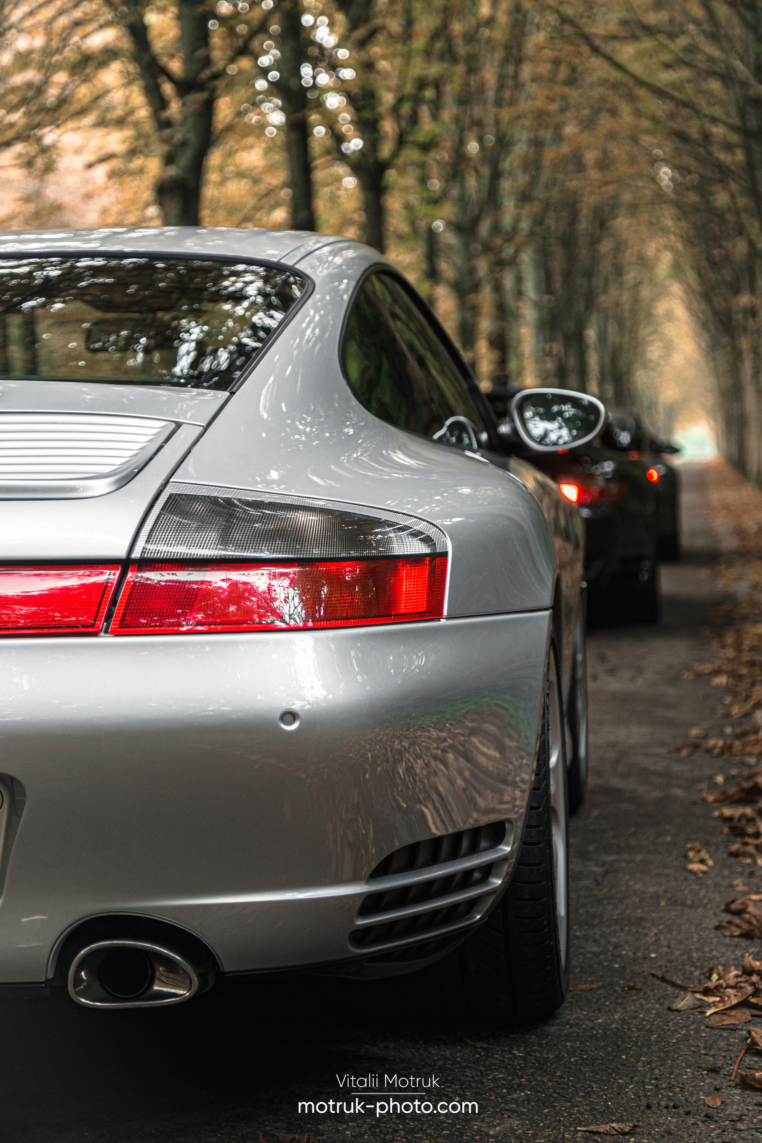 3 Porsches. Photographer in Paris — Vitalii Motruk