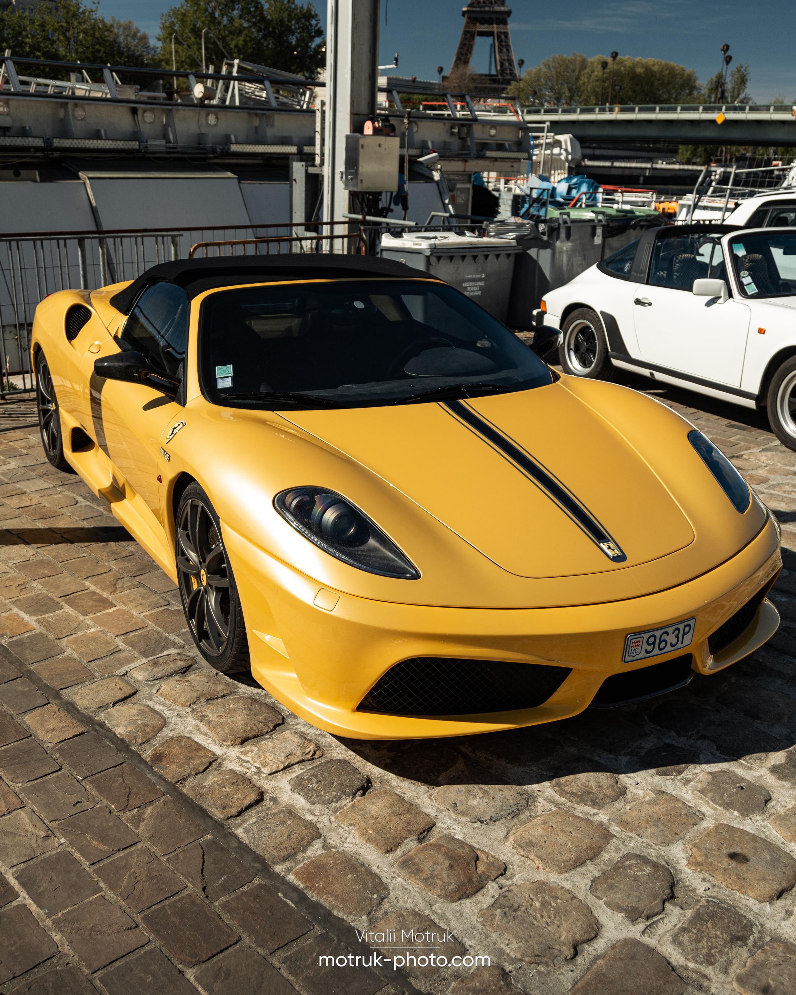 Bateaux Mouches 17 avril. Photographer in Paris — Vitalii Motruk